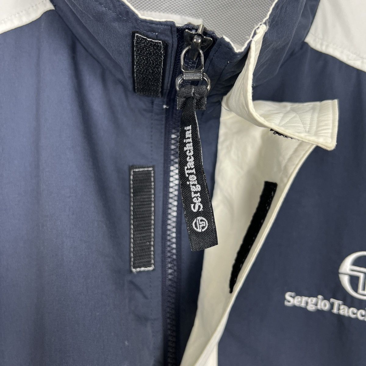 Sergio Tacchini Vintage 90s Sergio Tacchini Windbreaker Jacket J0057 Size US L / EU 52-54 / 3 - 6 Thumbnail