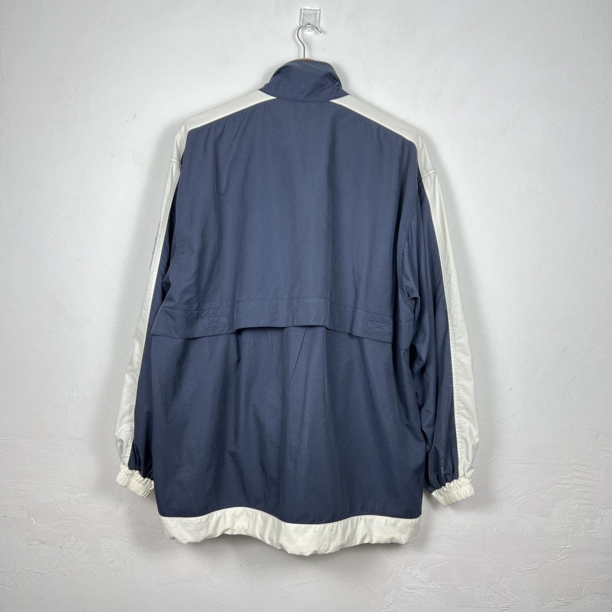 Sergio Tacchini Vintage 90s Sergio Tacchini Windbreaker Jacket J0057 Size US L / EU 52-54 / 3 - 10 Thumbnail