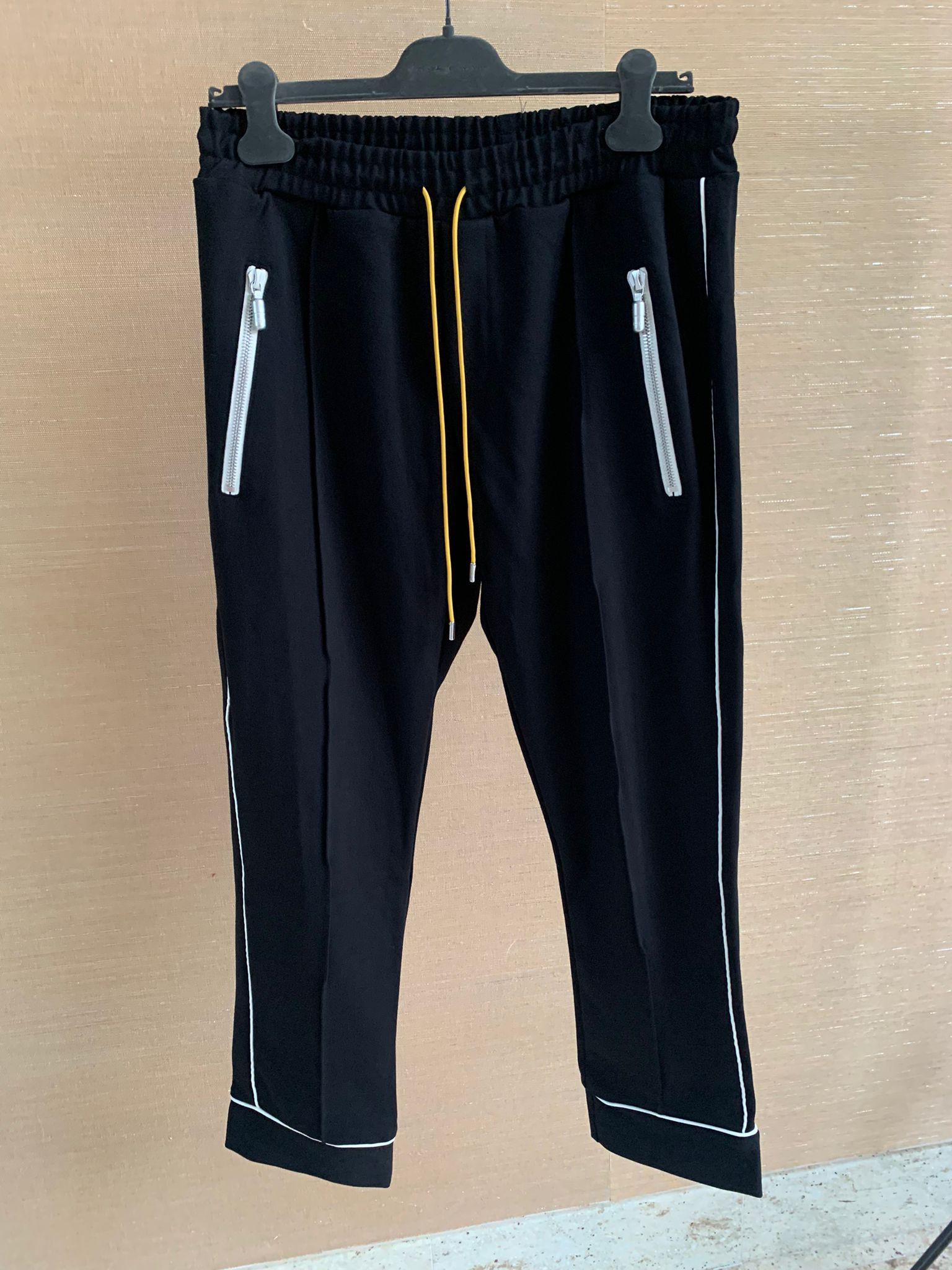 Rhude Drawstring Pants in Black color Size US 32 / EU 48 - 1 Thumbnail