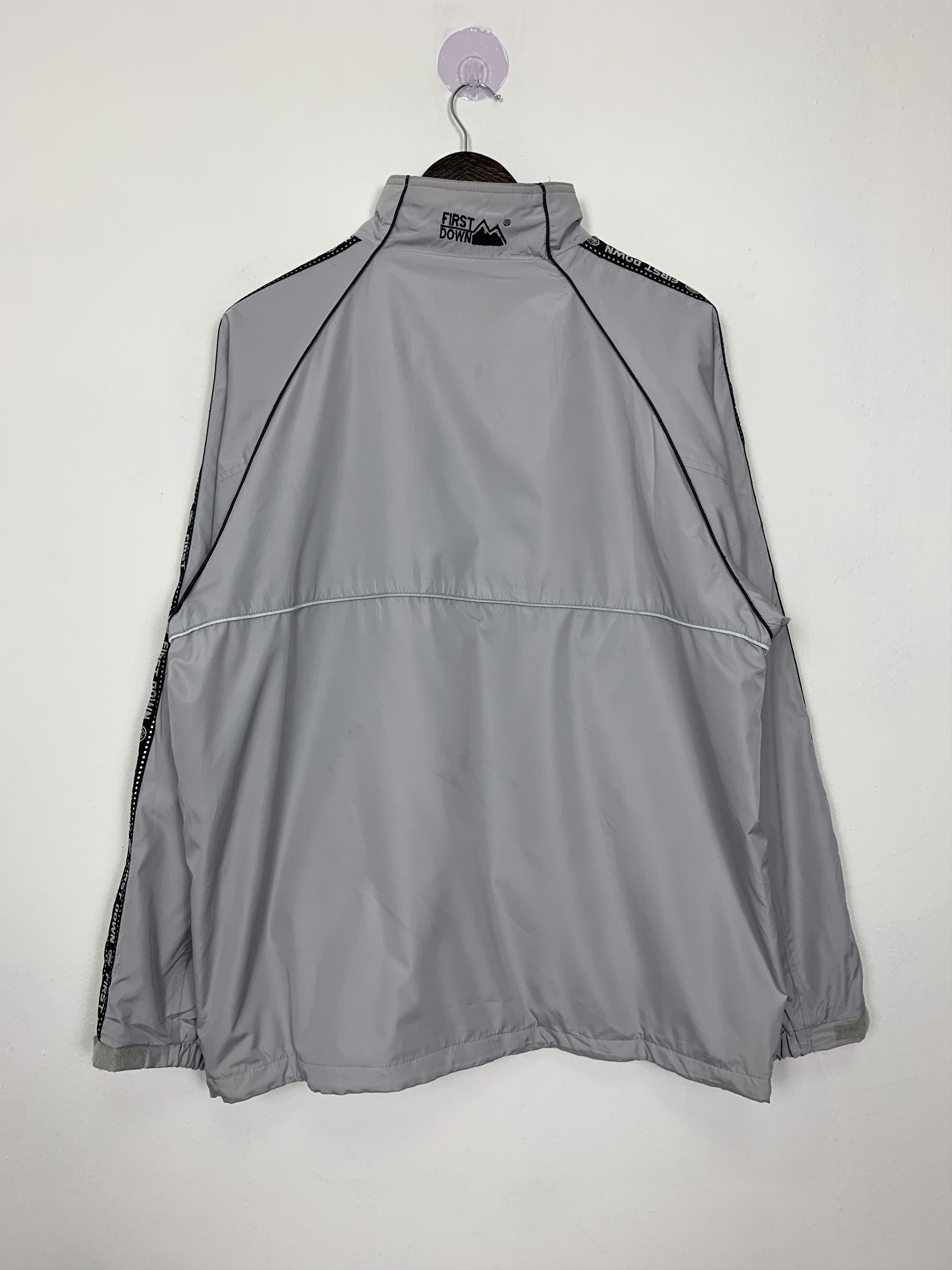 Vintage Vintage First Down Zip Up Windbreaker Jacket Size US M / EU 48-50 / 2 - 2 Thumbnail