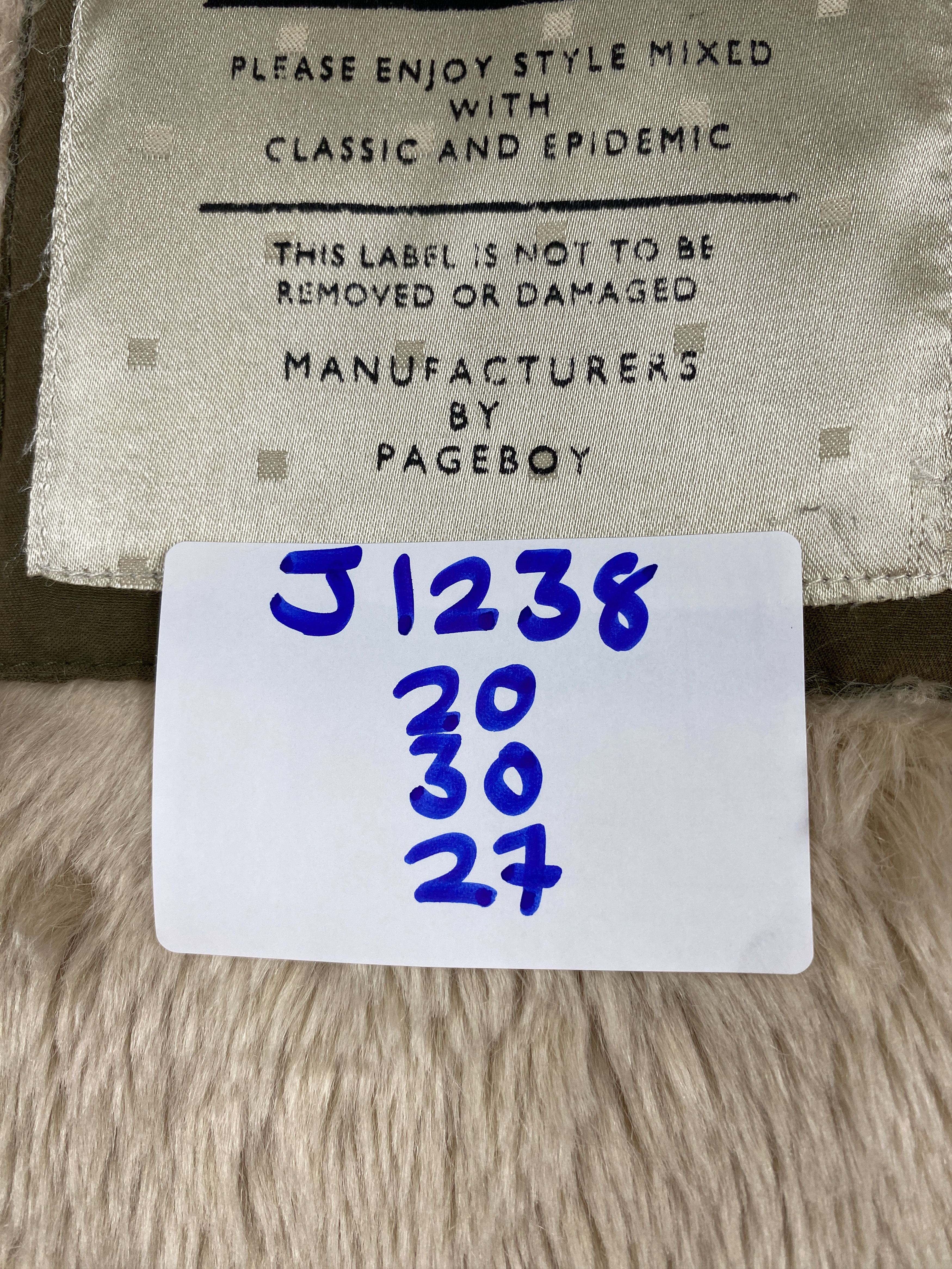 Japanese Brand Vintage Military Garments Sherpa Lining Parkas Jacket J1238 Size US S / EU 44-46 / 1 - 11 Thumbnail