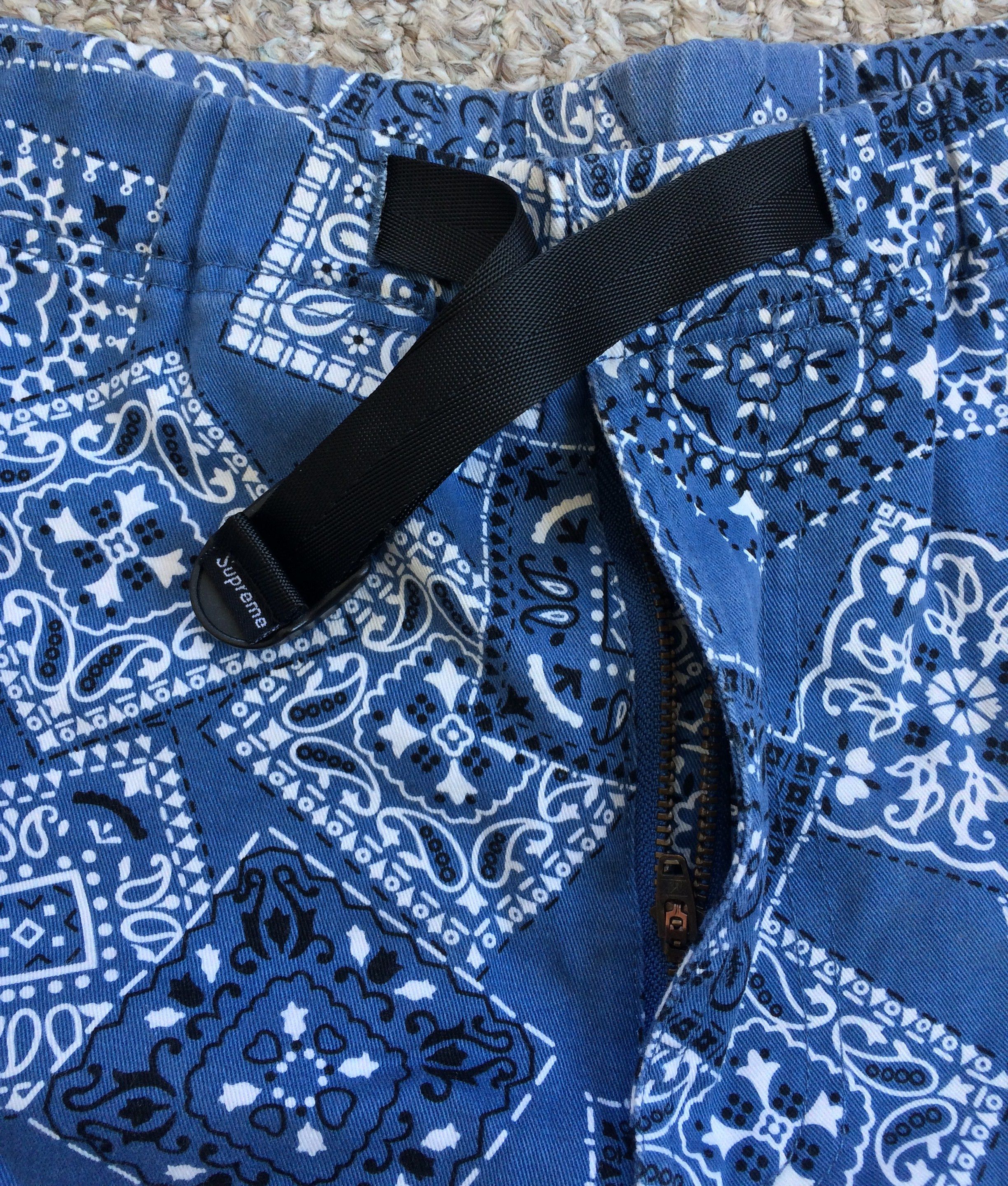 Supreme S/S 2015 Supreme Belted Bandana Shorts size small Size US 30 / EU 46 - 2 Thumbnail