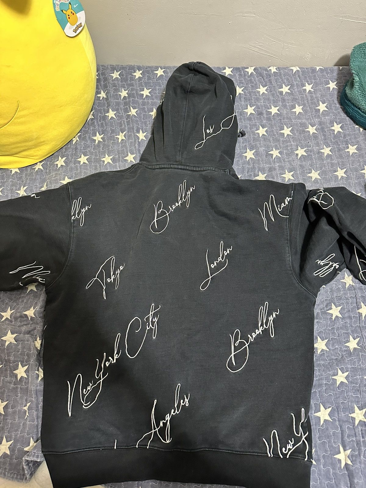 Kith Kith box logo city script hoodie Size US M / EU 48-50 / 2 - 2 Thumbnail