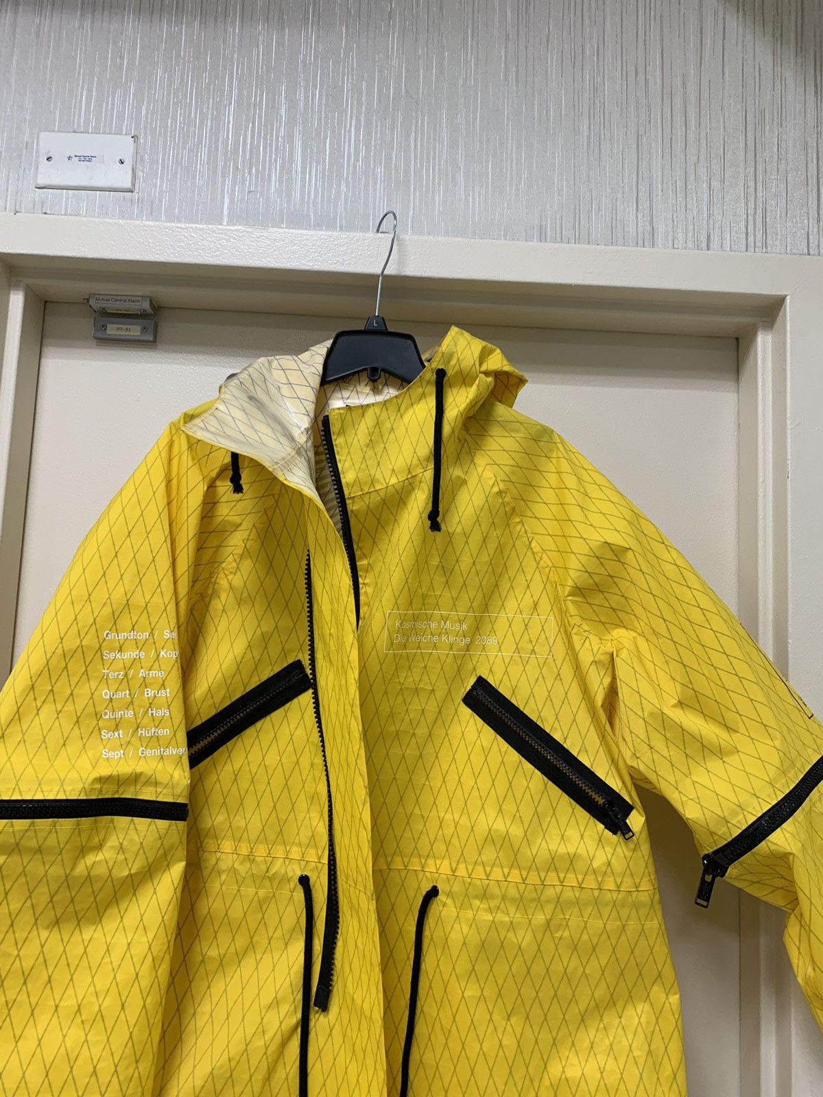 Undercover SS18 All Access Parka in Yellow Size US XL / EU 56 / 4 - 3 Thumbnail