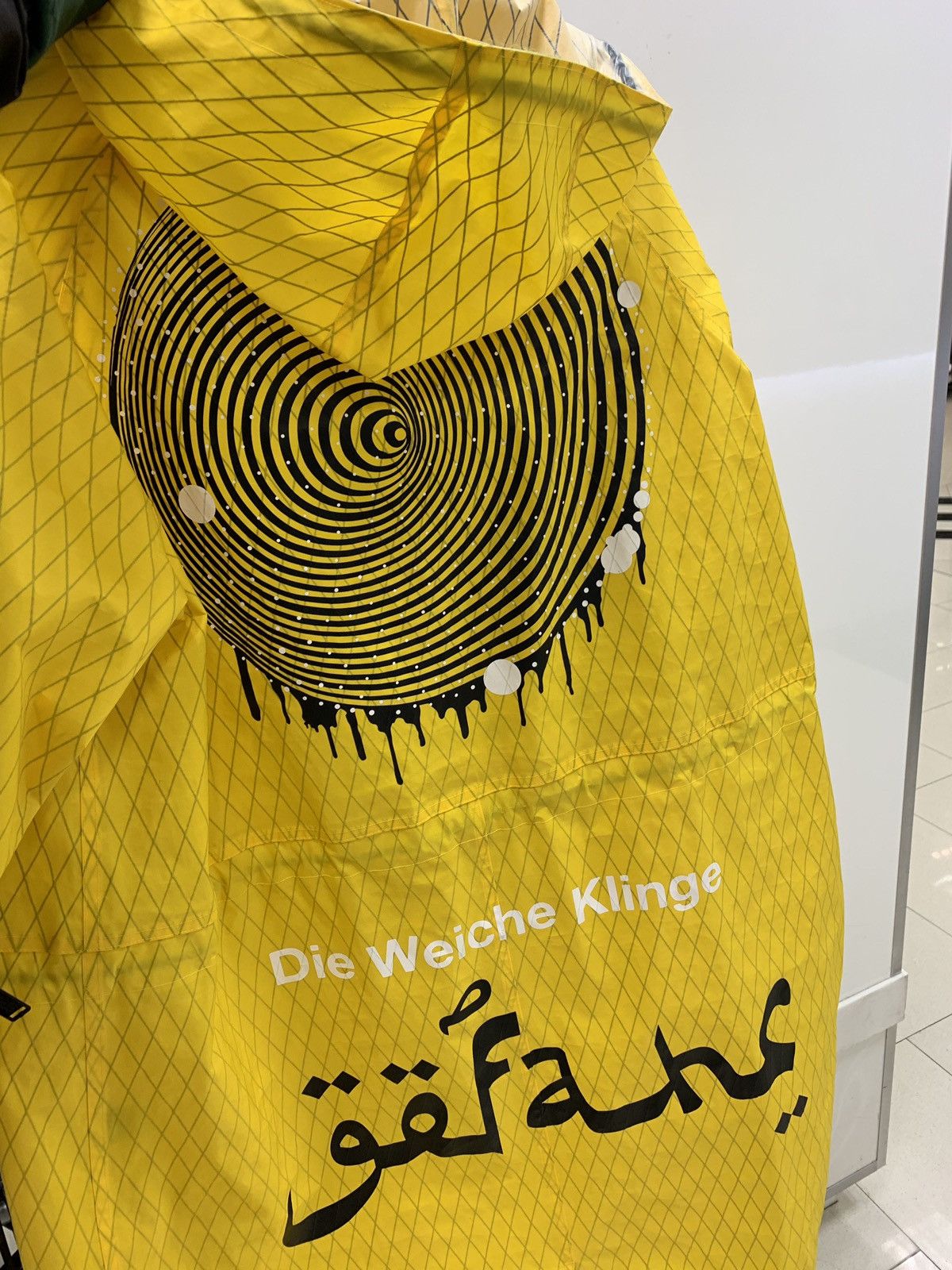 Undercover SS18 All Access Parka in Yellow Size US XL / EU 56 / 4 - 16 Thumbnail