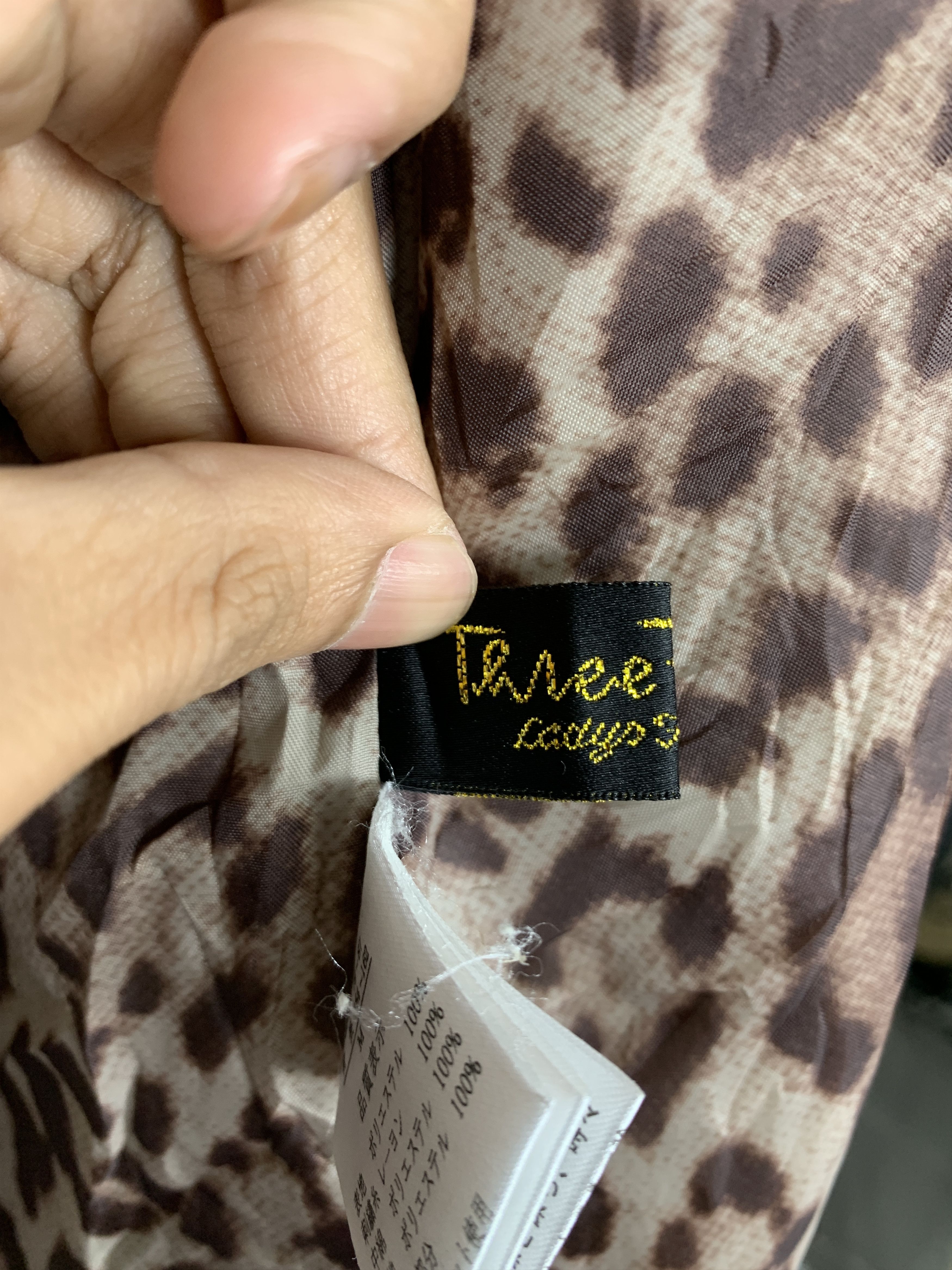 Japanese Brand × Vintage Vintage JAPANESE BRAND Quilted Leopard Pattern Lining Jacket Size S / US 4 / IT 40 - 9 Thumbnail