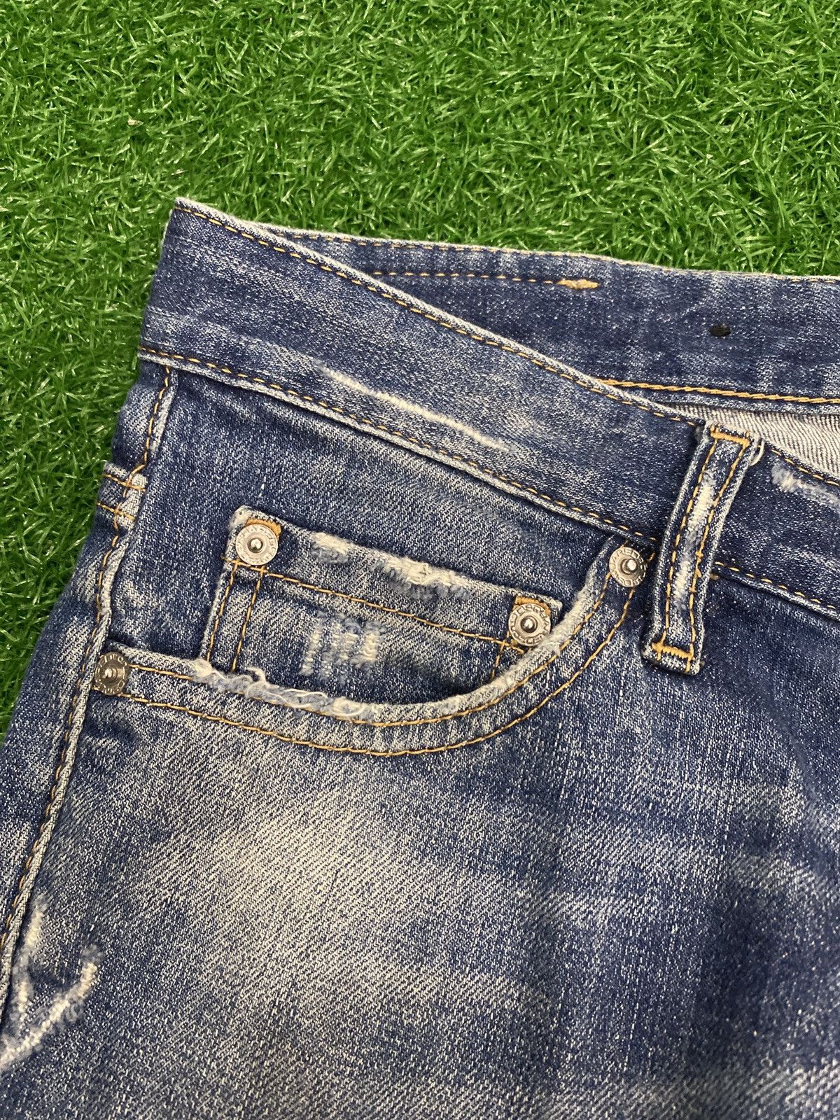 Dsquared2 Dsquared2 made italy distress skinny jeans Size US 32 / EU 48 - 8 Thumbnail