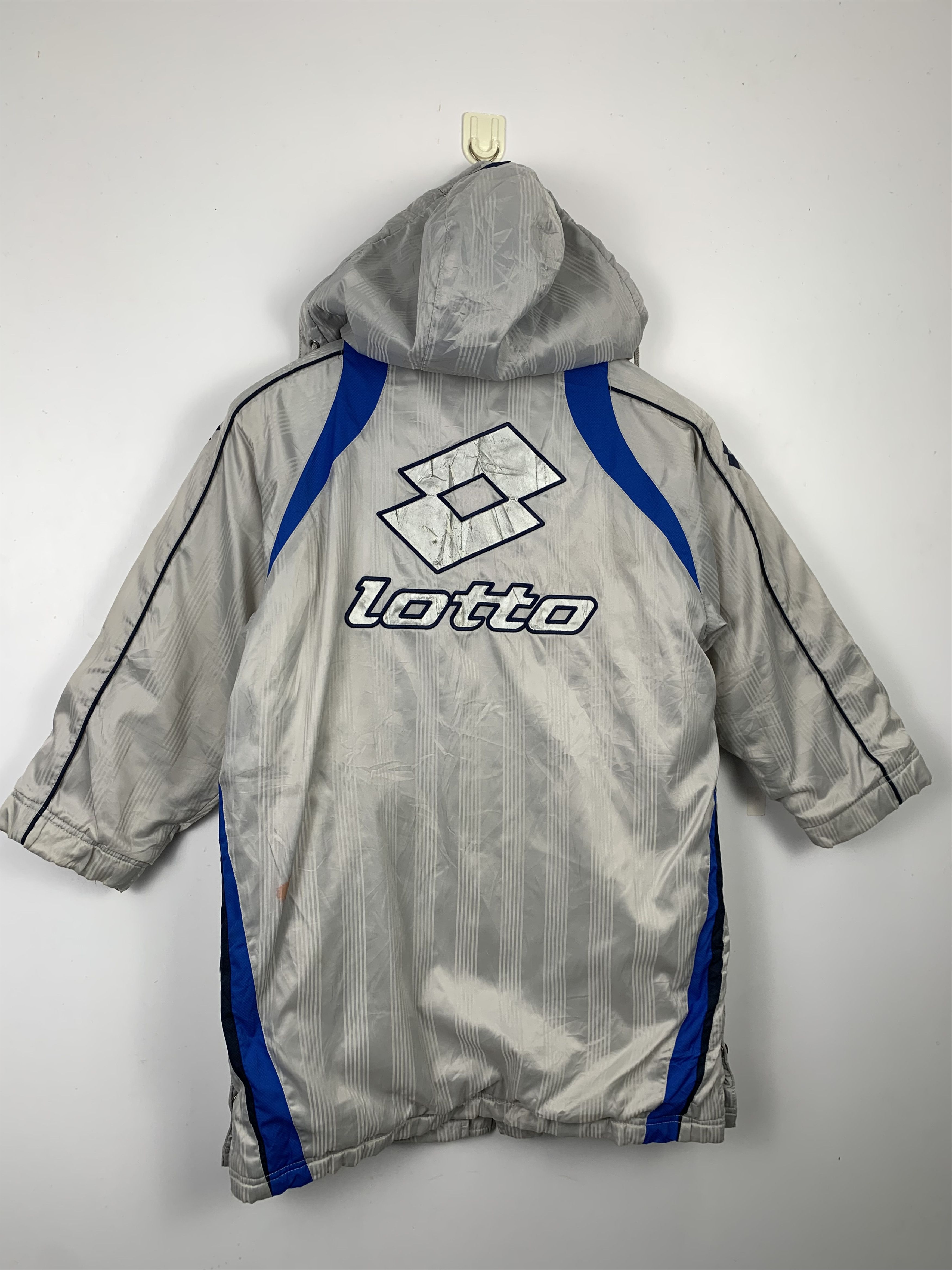 Lotto Sport Vintage Lotto Big Logo Parkas Sportwear Hoddie Jacket J0519 Size US S / EU 44-46 / 1 - 1 Thumbnail