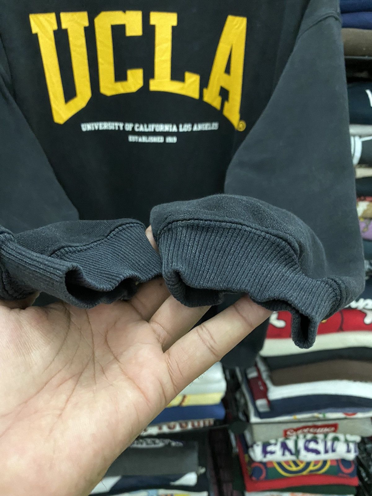 Vintage Vintage UCLA Sweater big logo Size US S / EU 44-46 / 1 - 4 Thumbnail