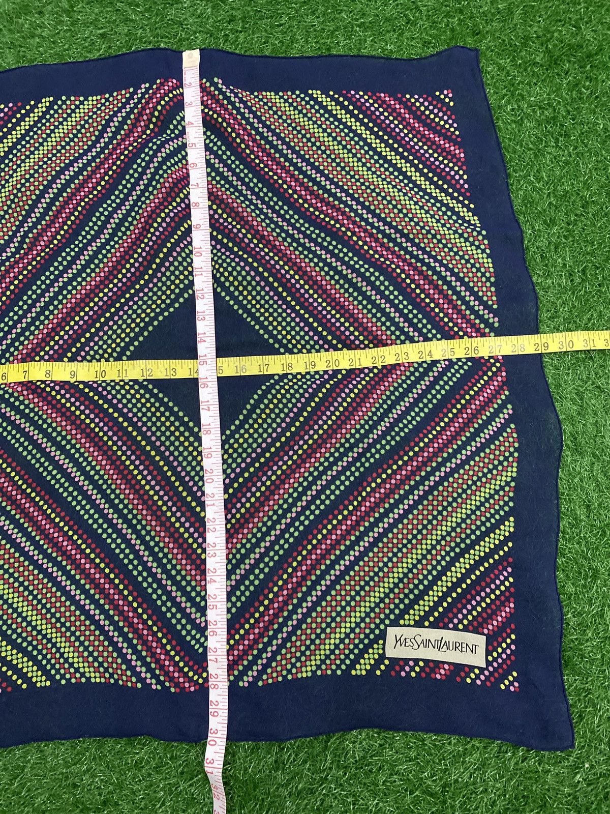 Yves Saint Laurent YVES SAINT LAURENT SCARF NICE DESIGN Size ONE SIZE - 7 Thumbnail
