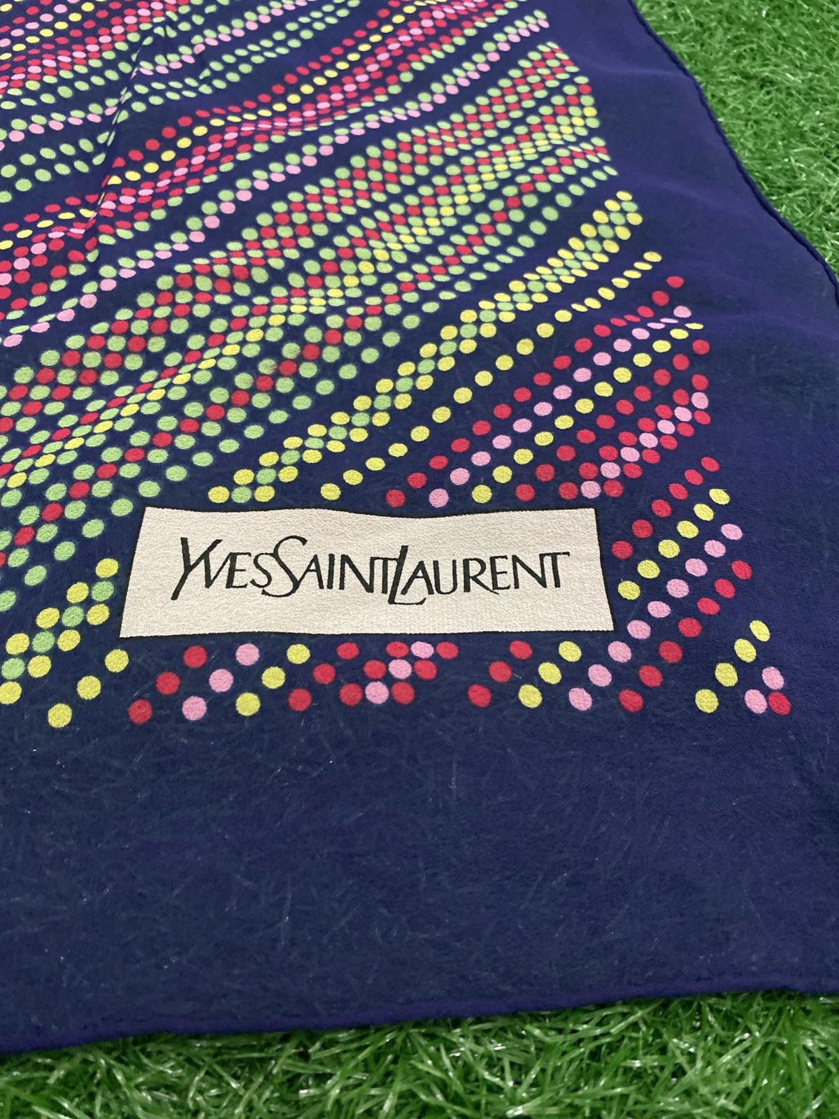 Yves Saint Laurent YVES SAINT LAURENT SCARF NICE DESIGN Size ONE SIZE - 3 Thumbnail