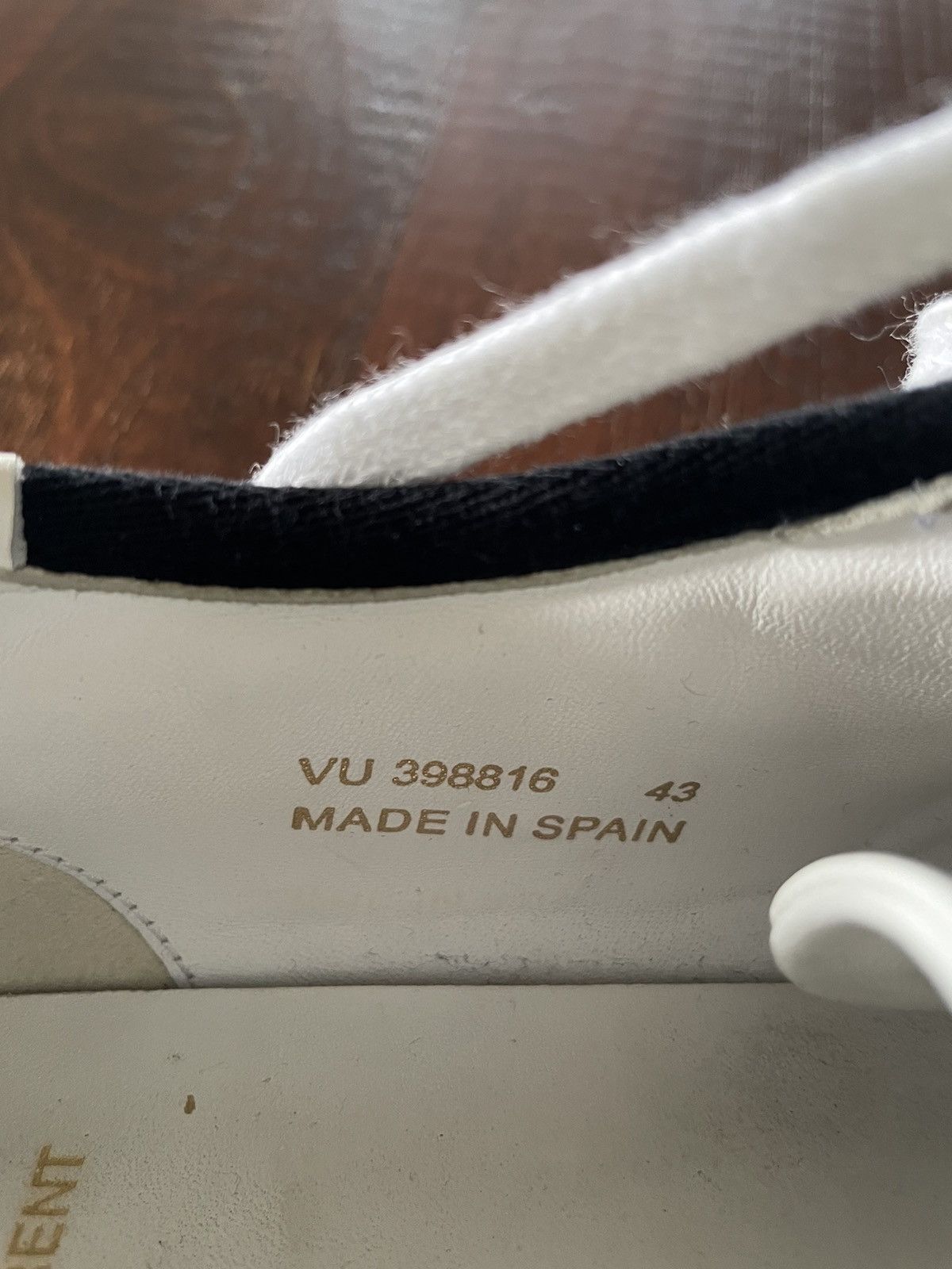 Saint Laurent Paris Saint Laurent pin embellished skate sneakers Size US 10 / EU 43 - 12 Thumbnail