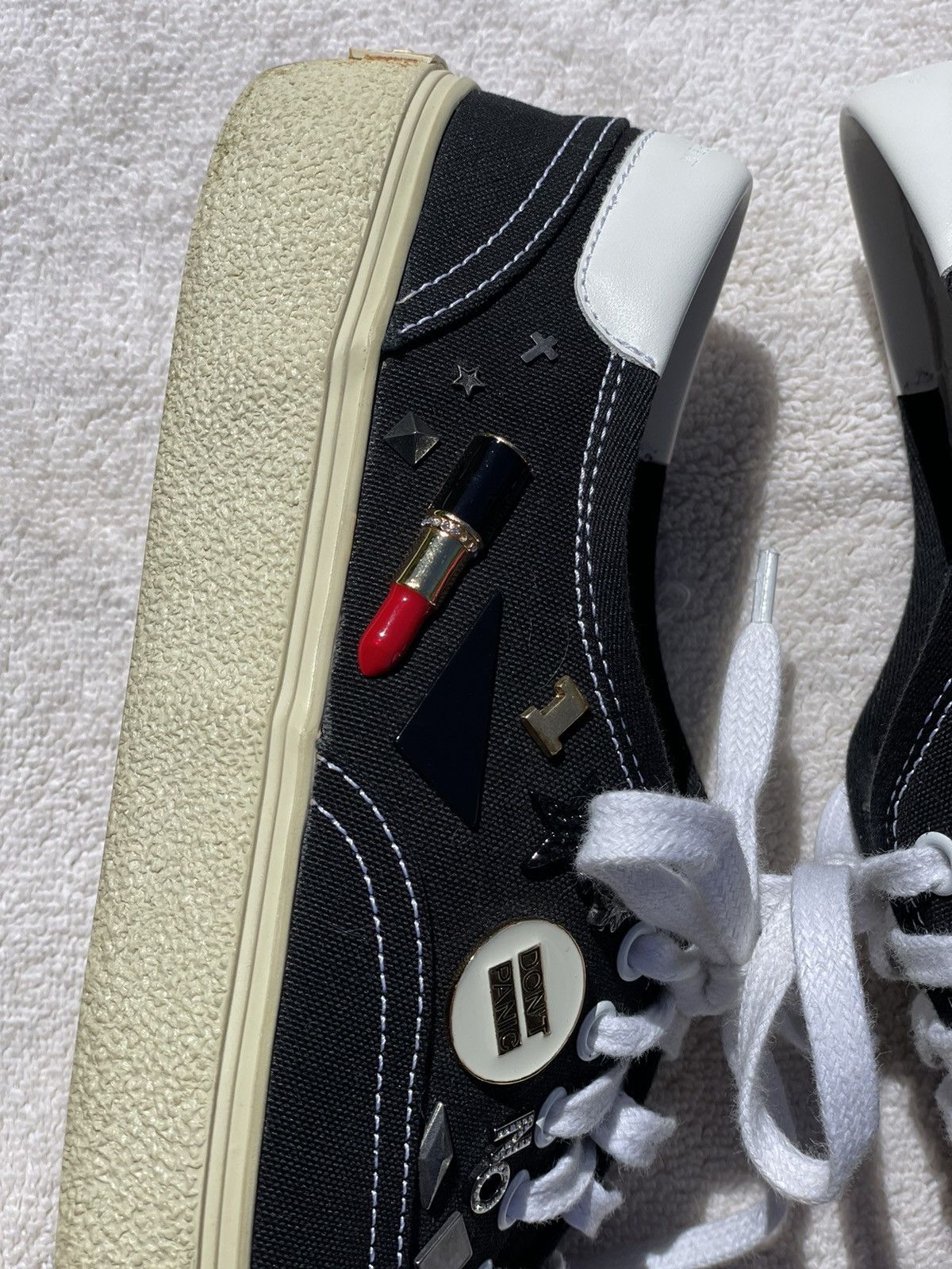 Saint Laurent Paris Saint Laurent pin embellished skate sneakers Size US 10 / EU 43 - 9 Thumbnail