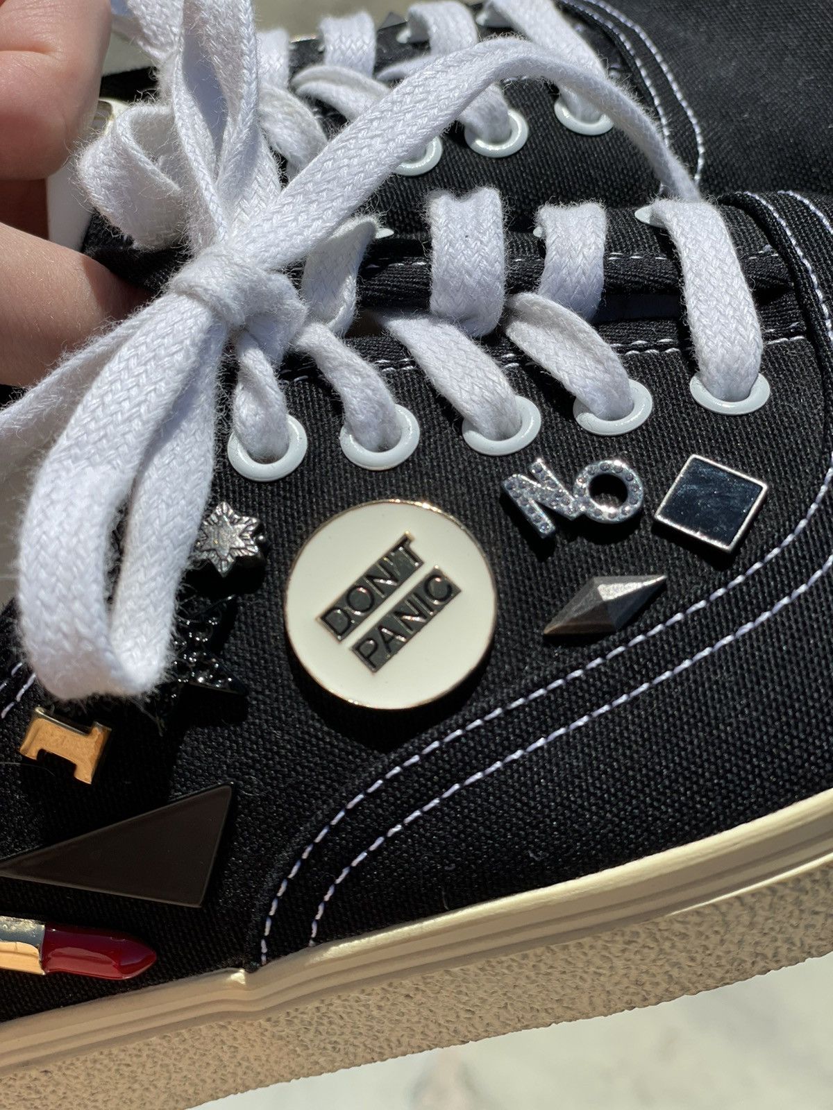 Saint Laurent Paris Saint Laurent pin embellished skate sneakers Size US 10 / EU 43 - 3 Thumbnail