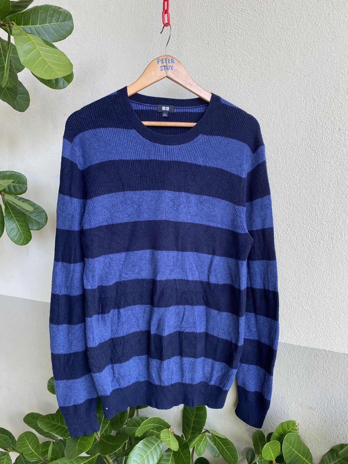 image of Uniqlo Knitwear in Black Blue, Men's (Size Large)