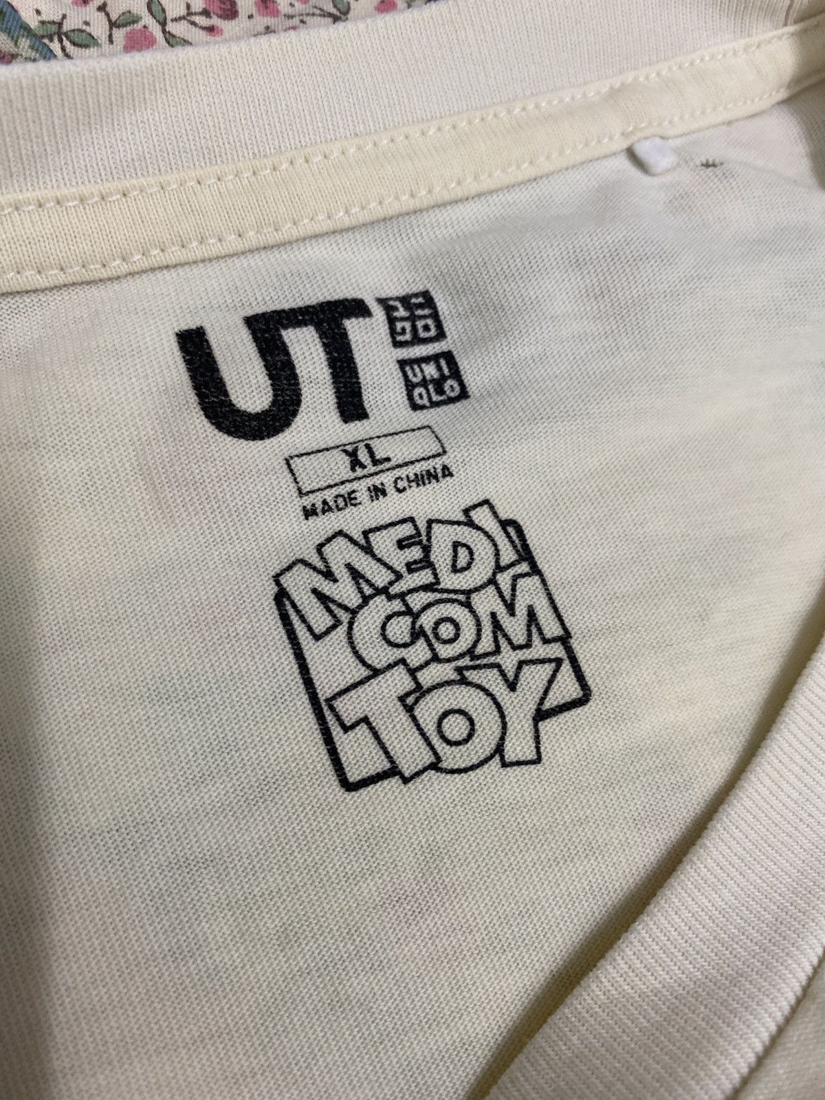 Medicom Toy × Uniqlo Uniqlo x Medicomtoy bearbrick big logo t-shirt Size US XL / EU 56 / 4 - 6 Thumbnail