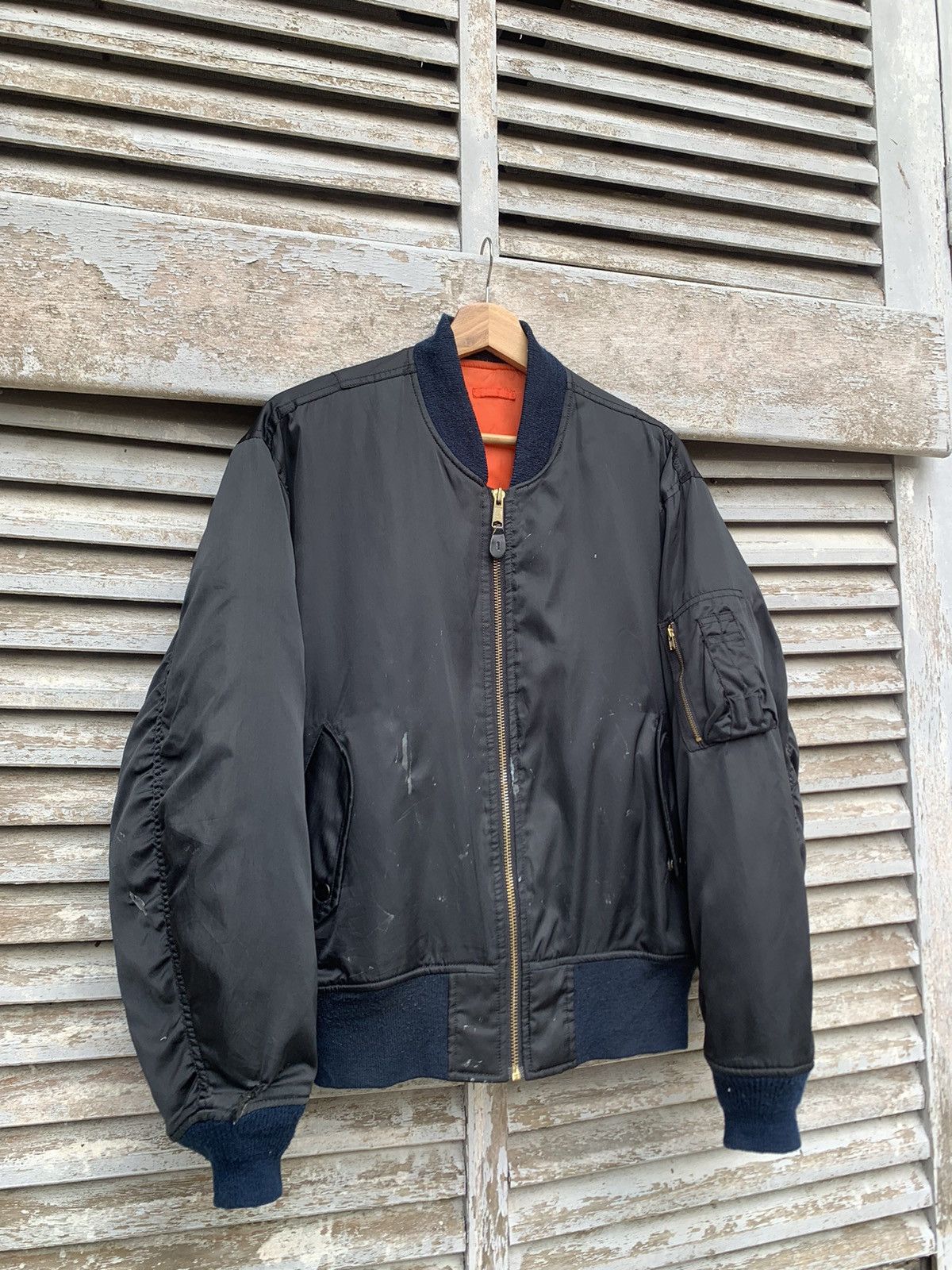 Vintage Vintage THRASHED Paint Splatter UNIQLO MA-1 Bomber Jacket Size US M / EU 48-50 / 2 - 4 Thumbnail
