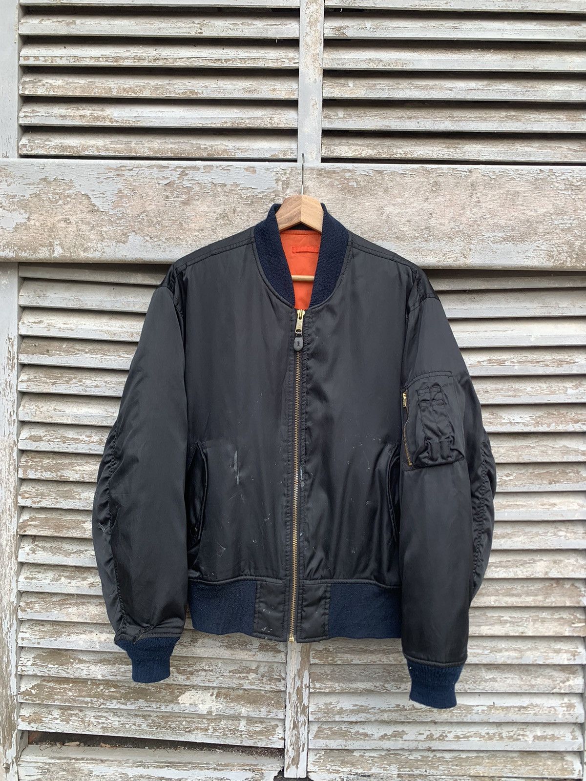 Vintage Vintage THRASHED Paint Splatter UNIQLO MA-1 Bomber Jacket Size US M / EU 48-50 / 2 - 2 Thumbnail