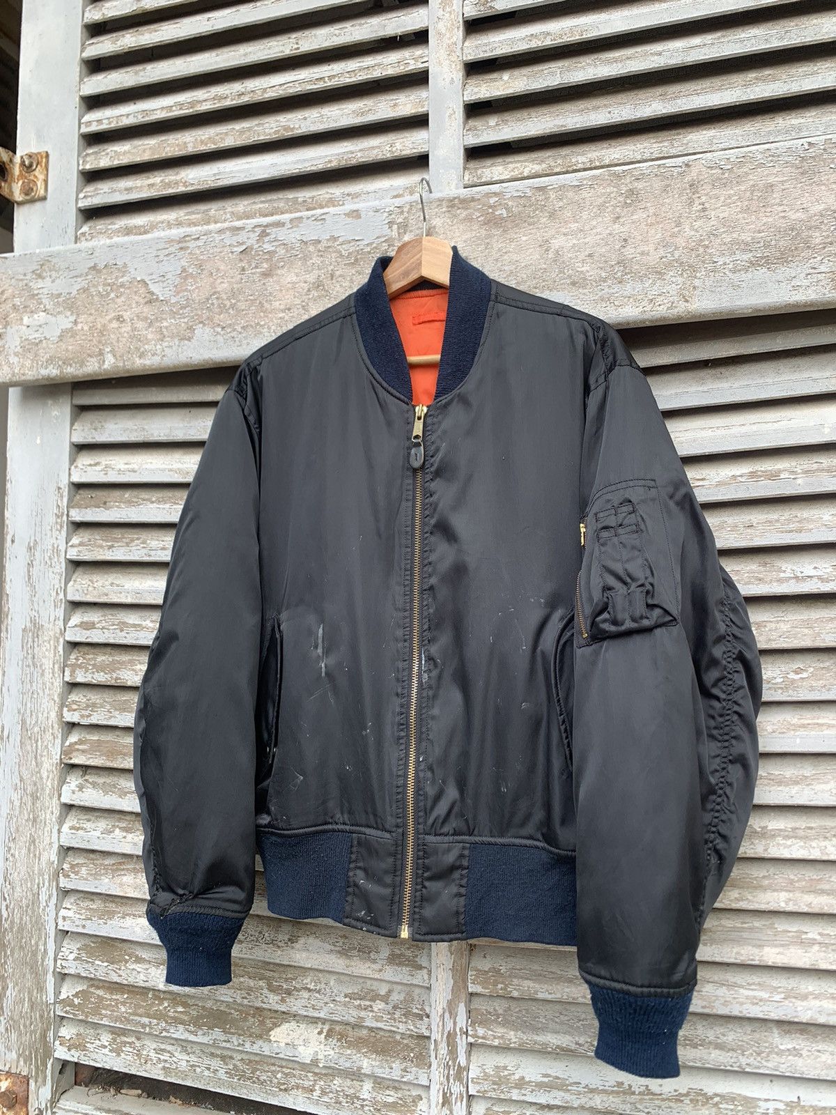Vintage Vintage THRASHED Paint Splatter UNIQLO MA-1 Bomber Jacket Size US M / EU 48-50 / 2 - 5 Thumbnail