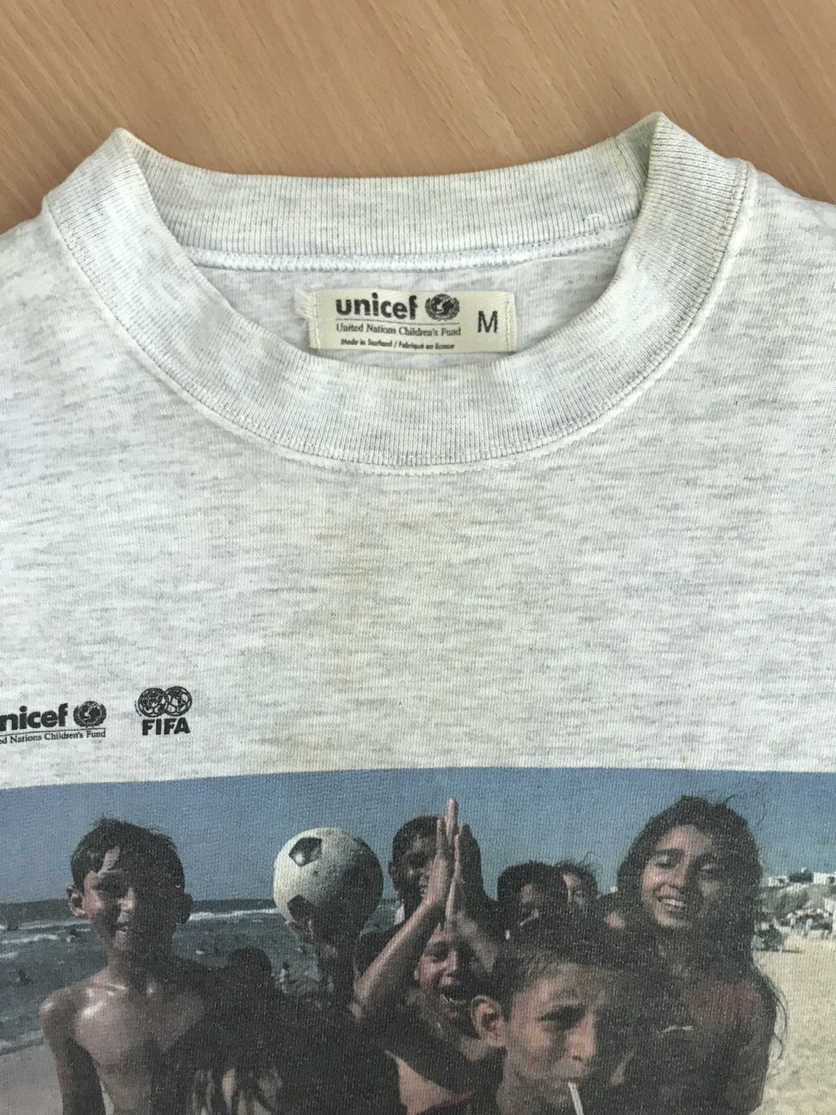 Russell Athletic UNICEF x FIFA x Russel Vintage Sweatshirt Size US M / EU 48-50 / 2 - 15 Thumbnail