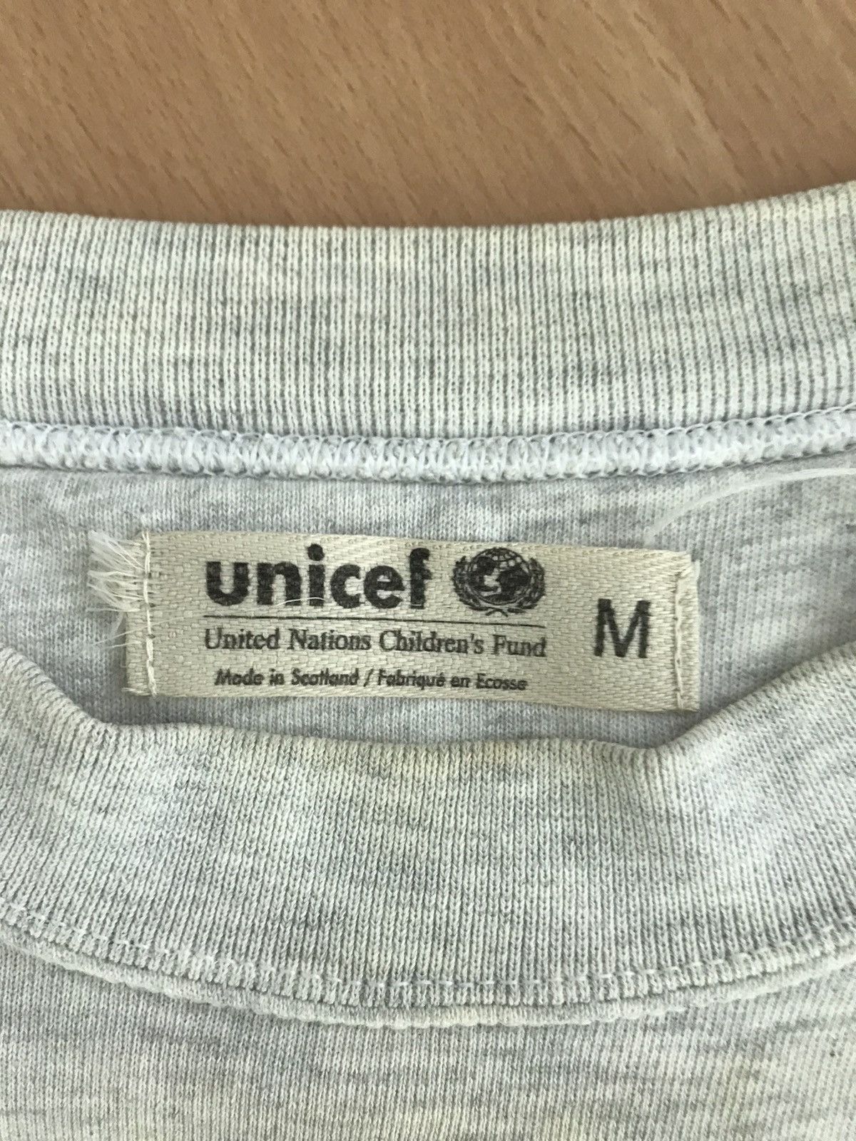 Russell Athletic UNICEF x FIFA x Russel Vintage Sweatshirt Size US M / EU 48-50 / 2 - 16 Thumbnail