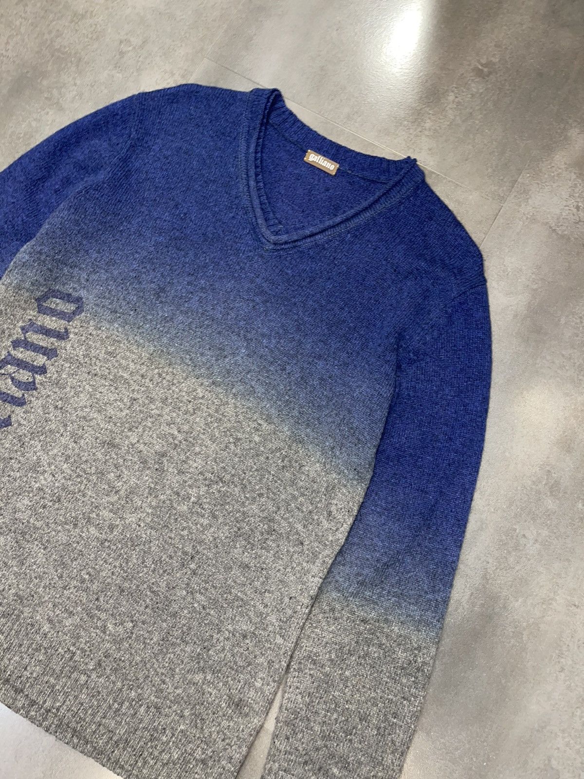 John Galliano Galliano Ombre Blue Grey Big Logo Wool Sweater Size US M / EU 48-50 / 2 - 6 Thumbnail