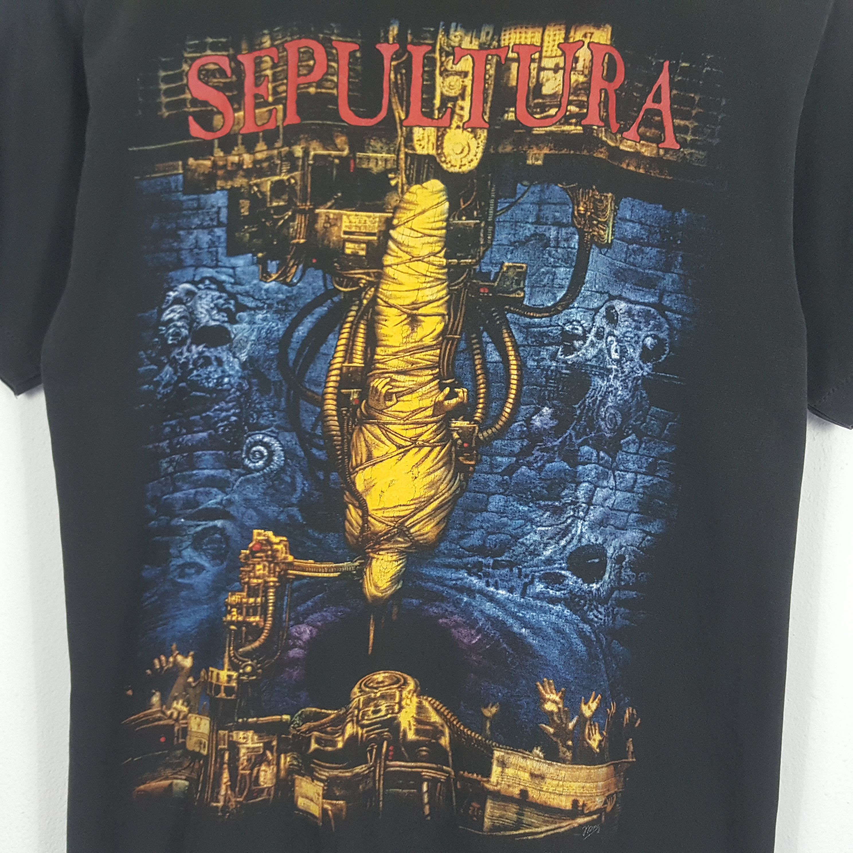Band Tees × Vintage Vintage 90's SEPULTURA Brazilian Heavy Metal Band Tour Tees Size US L / EU 52-54 / 3 - 2 Thumbnail