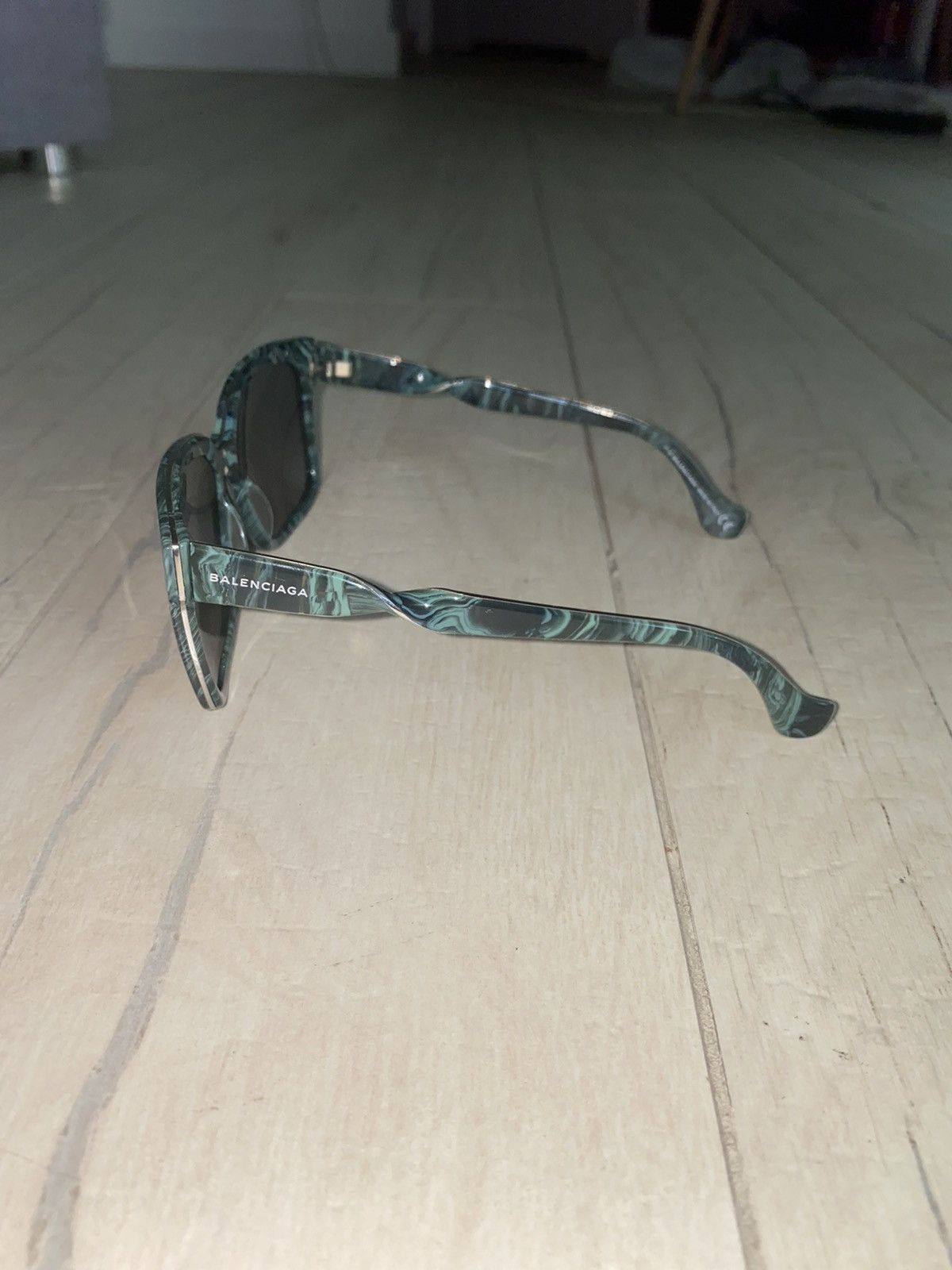 Balenciaga Balenciaga BA 53 61B Marble Geen Twisted Sunglasses Size ONE SIZE - 2 Thumbnail