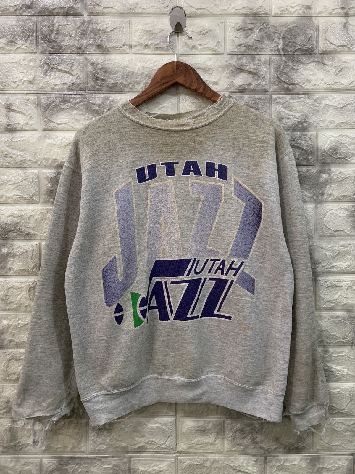 image of Made In USA Vintage 80’S Utah Jazz Usa Sweatshirt in Grey, Men's (Size Medium)