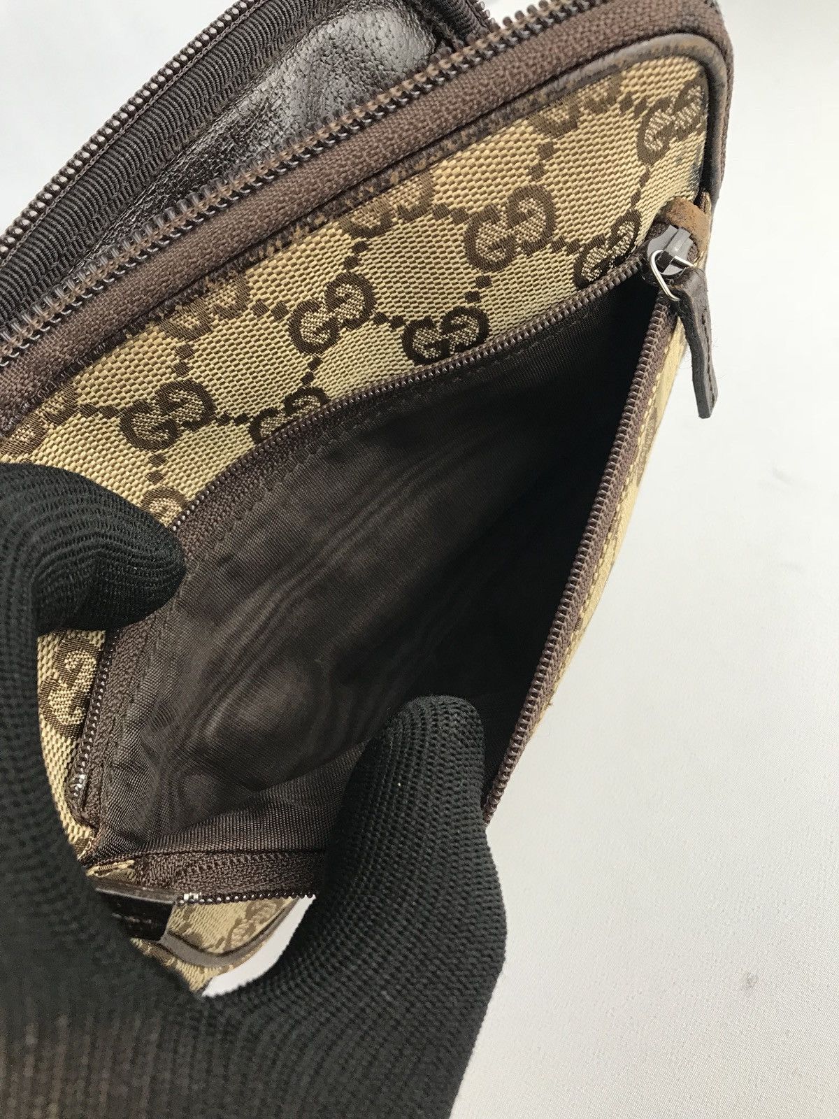 Gucci 🔥Rare item🔥Gucci GG Monogram mini slingbag Size ONE SIZE - 25 Thumbnail