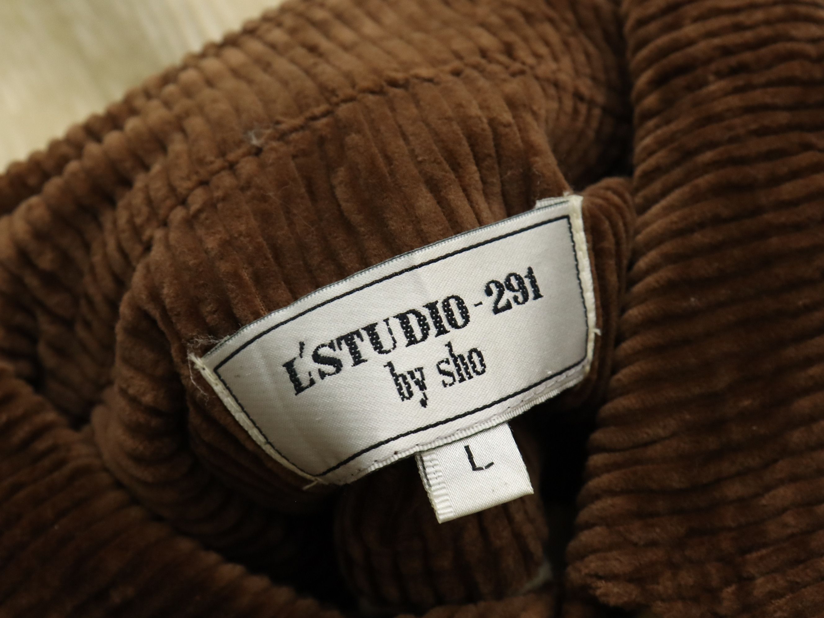 Designer × Japanese Brand Japanese Designer Brand L STUDIO Thick Corduroy Shirt Size US L / EU 52-54 / 3 - 10 Thumbnail