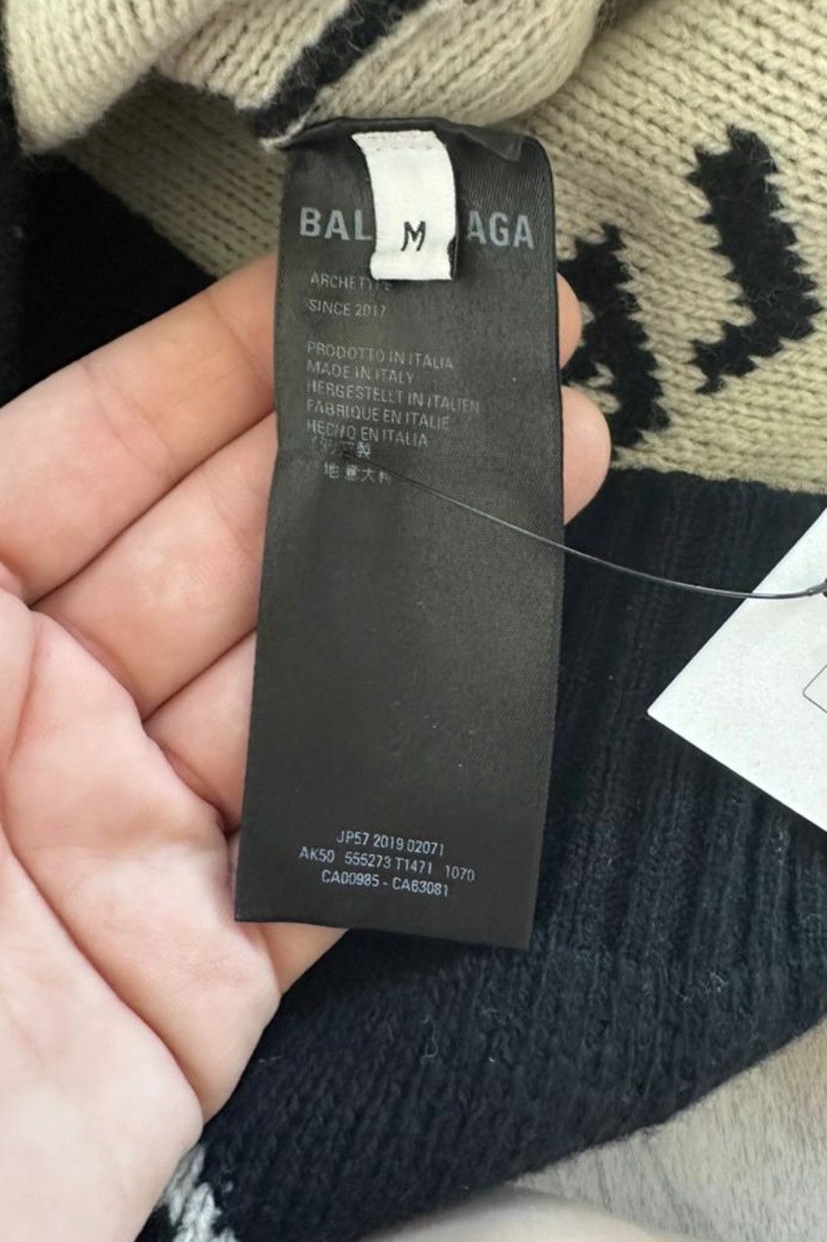 Balenciaga 🔥$1.4K VALUE🔥Balenciaga Allover Logo Print Wool Sweater Size US M / EU 48-50 / 2 - 6 Thumbnail