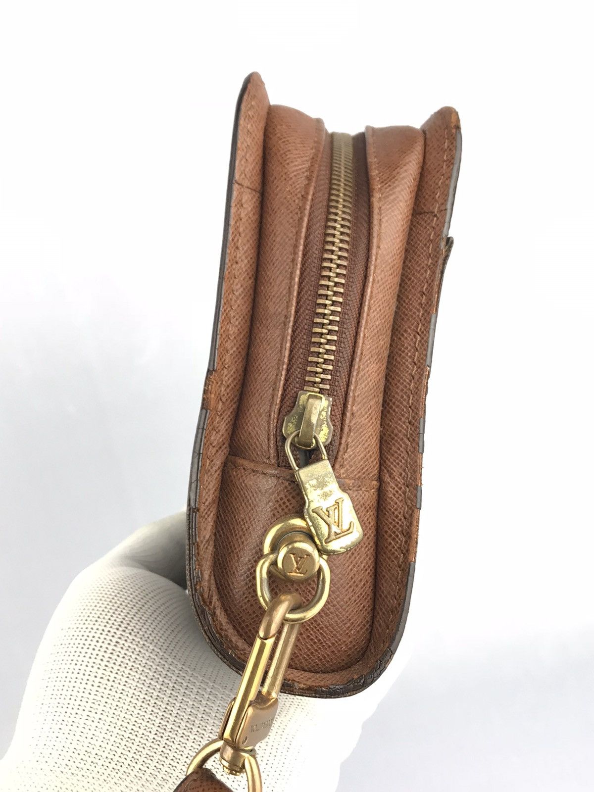 Louis Vuitton ❌Last Drop❌Authentic Louis Vuitton Orsay Monogram Cluthbag Size ONE SIZE - 5 Thumbnail