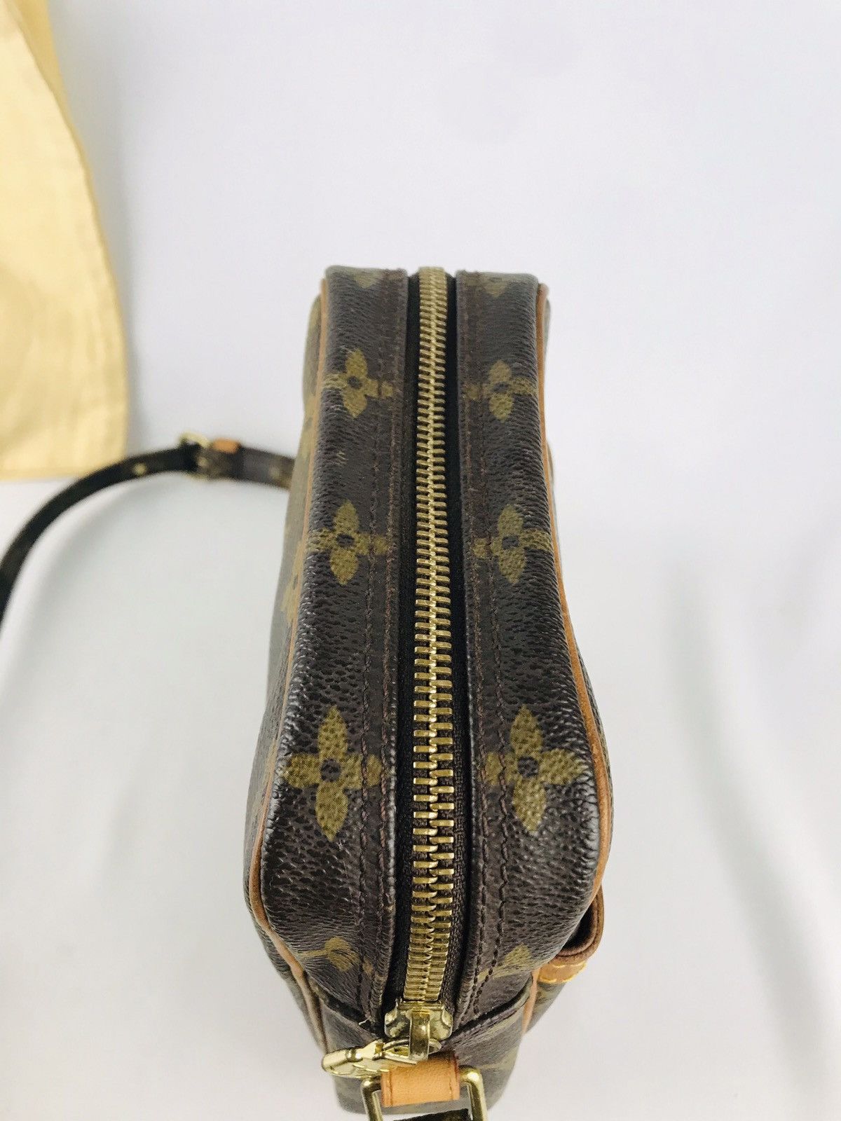 Louis Vuitton 🔥Hot item🔥Auth Louis Vuitton Danube Cross #675 Size ONE SIZE - 9 Thumbnail