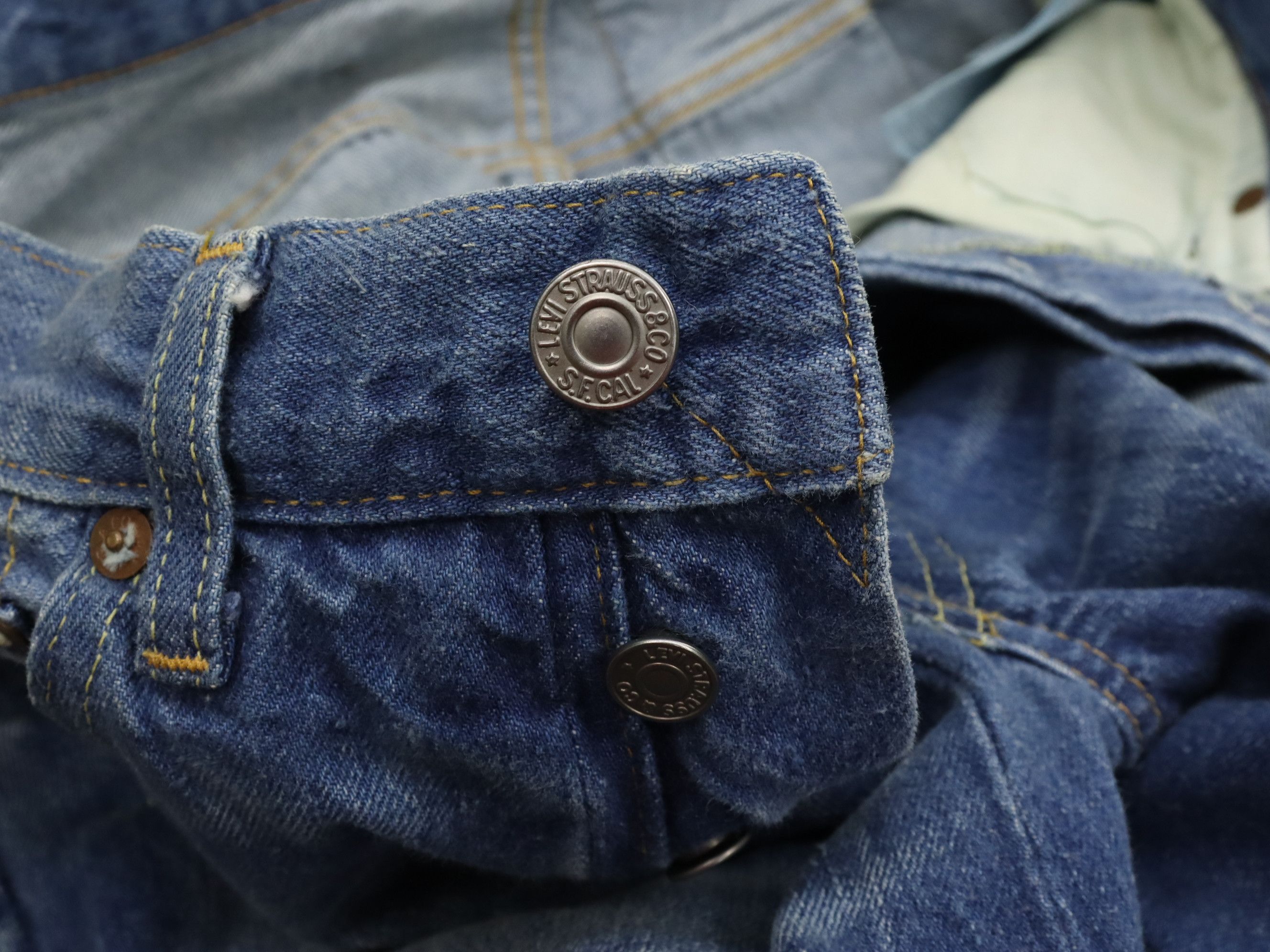 Levi's Vintage Clothing LVC 501XX 1955 50s Model Selvedge Big E Loose Straight Jean Size US 30 / EU 46 - 19 Thumbnail