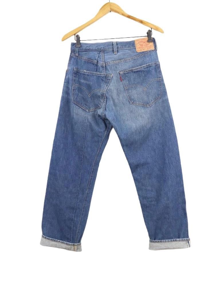 LVC × Levi