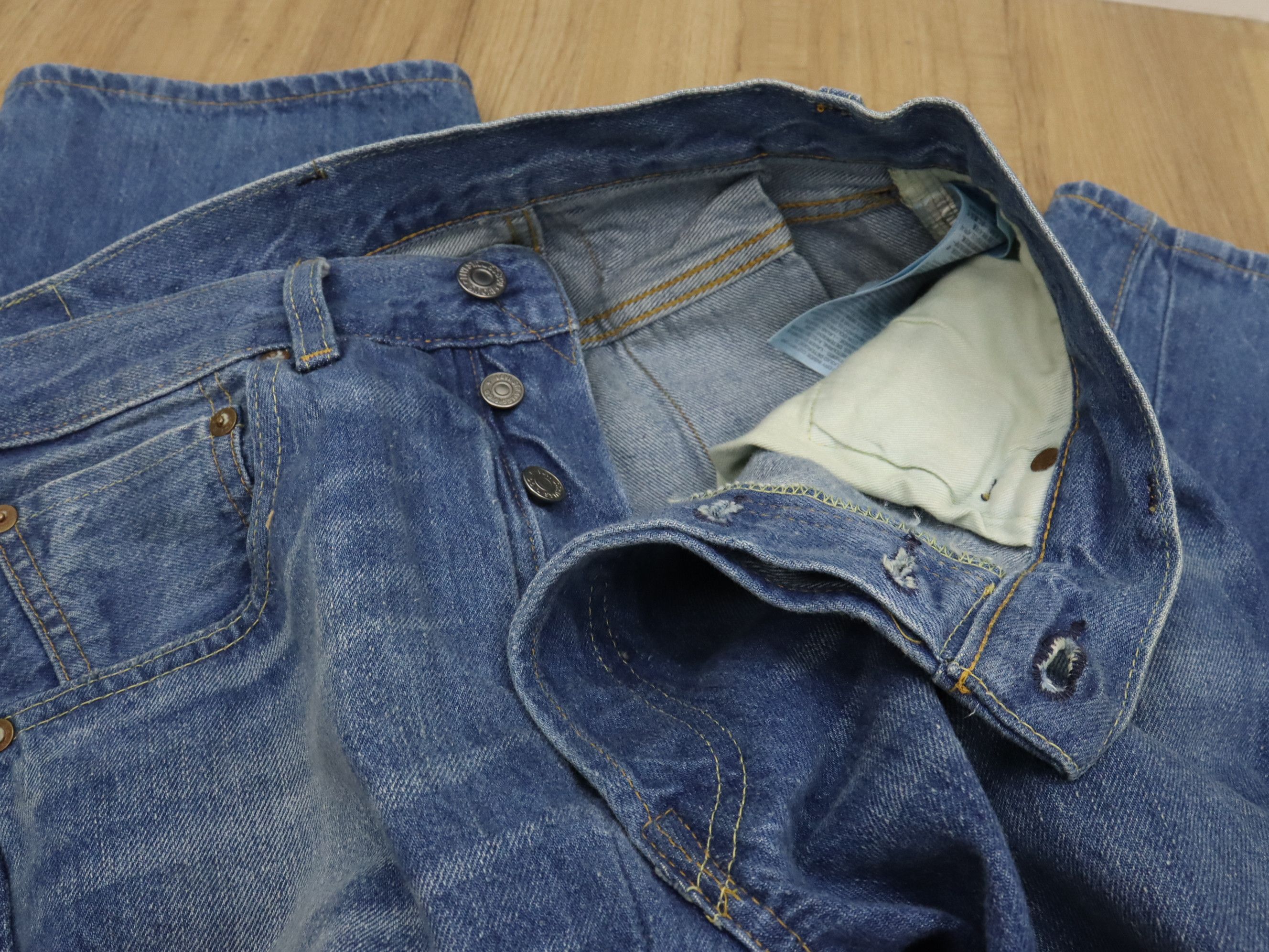 Levi's Vintage Clothing LVC 501XX 1955 50s Model Selvedge Big E Loose Straight Jean Size US 30 / EU 46 - 18 Thumbnail