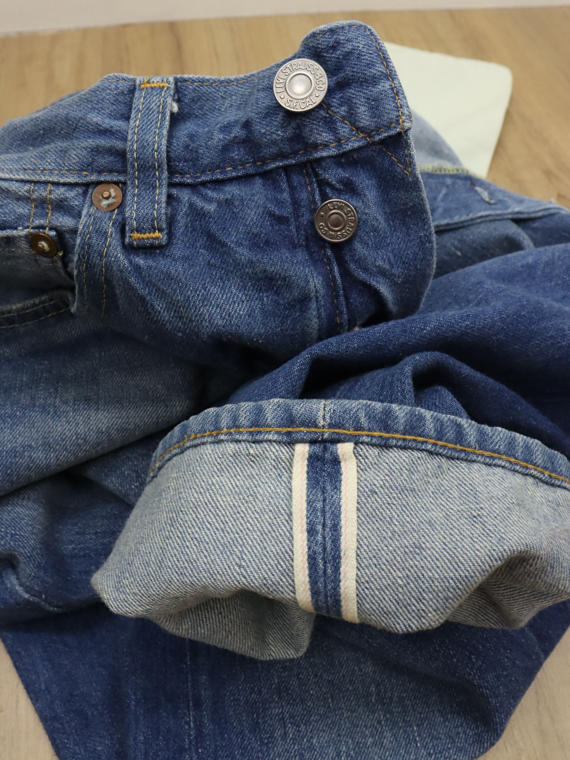 LVC × Levi