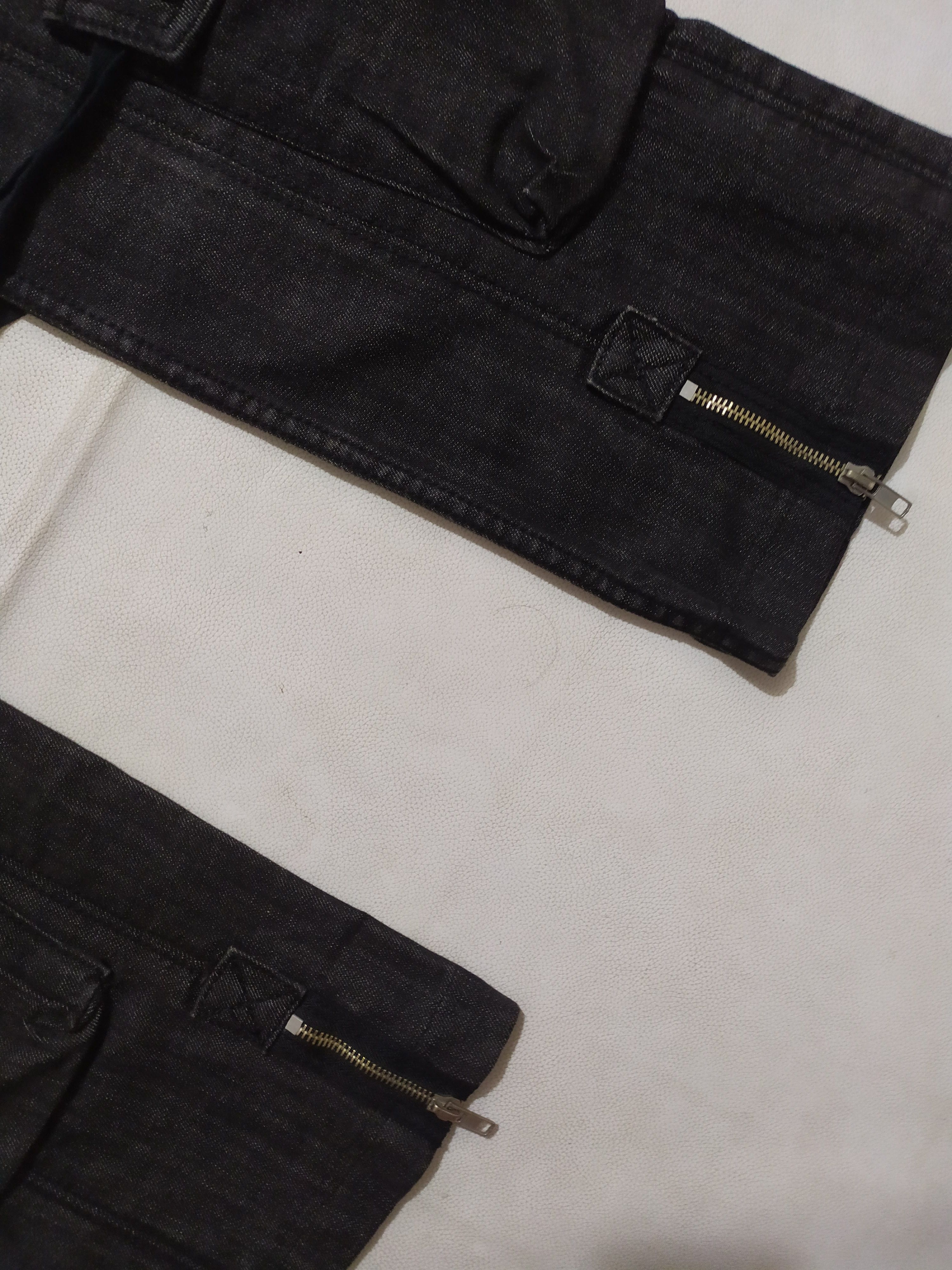 Japanese Brand 🔥Richmond Multipocket Bondage Jeans Denim Pants Low rise Size US 28 / EU 44 - 4 Thumbnail