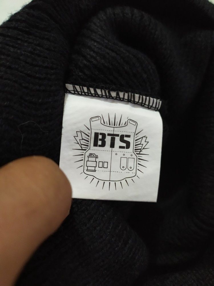 Band Tees × Japanese Brand 🔥BTS 2015 Merch kpop Black Beanie Size ONE SIZE - 6 Thumbnail