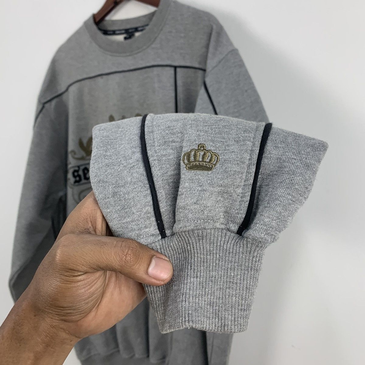 Sean John SEAN JOHN Vtg 90s Embroidered Handcraft Spellout Sweatshirt Size US XXL / EU 58 / 5 - 19 Thumbnail