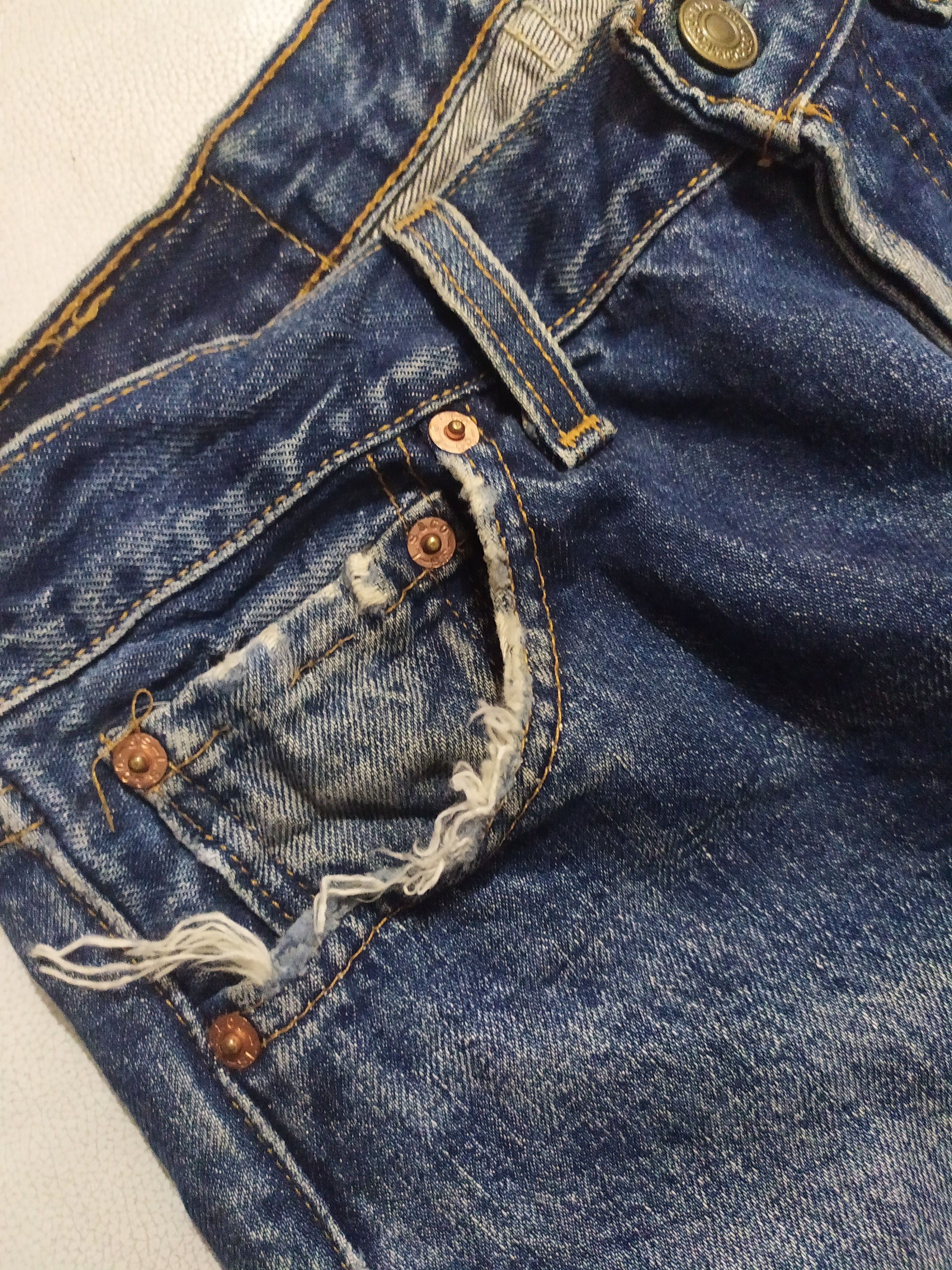 Levi's Vintage Clothing Vintage Levis 501 Classic Straight Cut Denim Jeans Pants Size US 30 / EU 46 - 12 Thumbnail