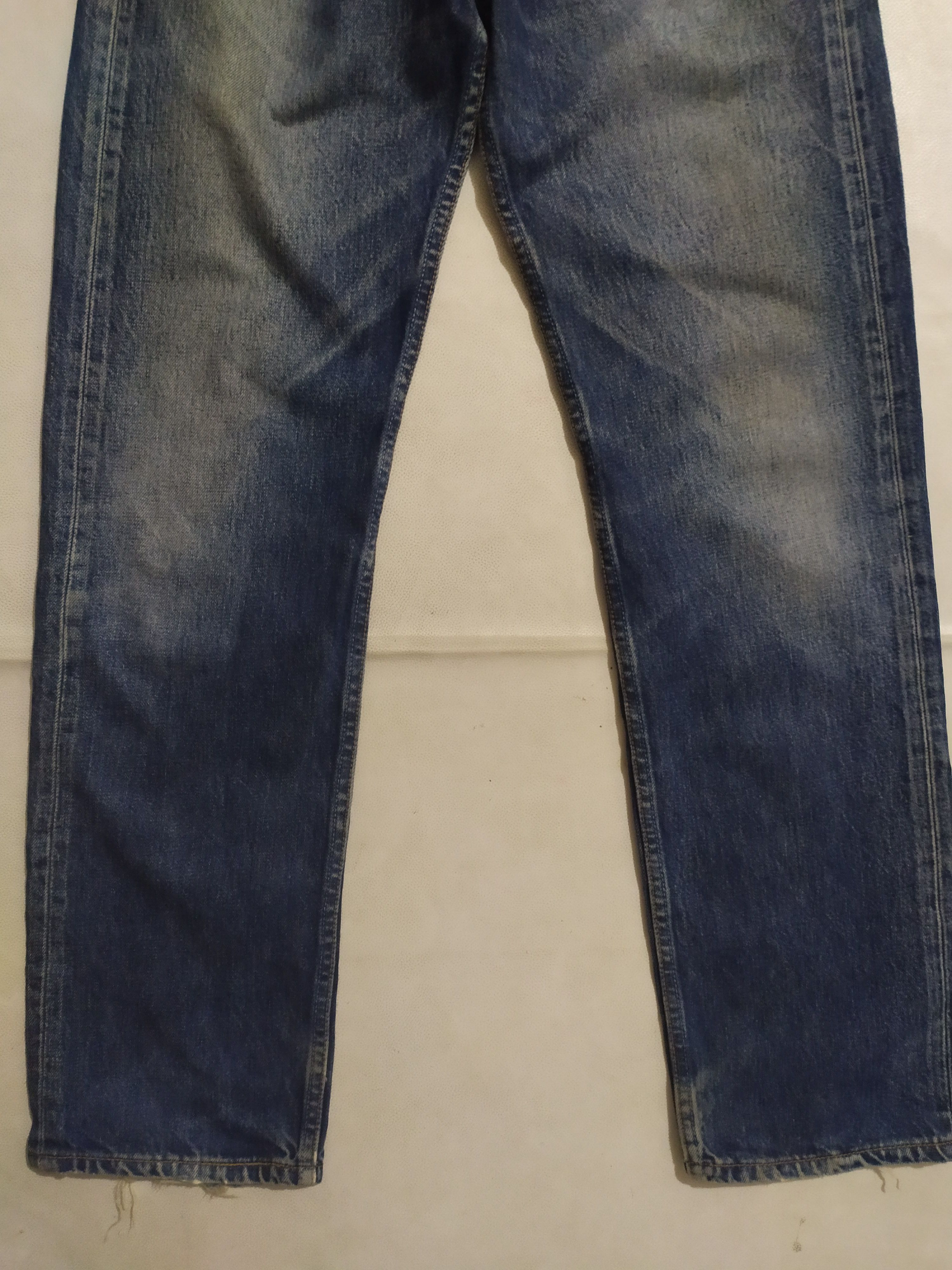 Levi's Vintage Clothing Vintage Levis 501 Classic Straight Cut Denim Jeans Pants Size US 30 / EU 46 - 11 Thumbnail