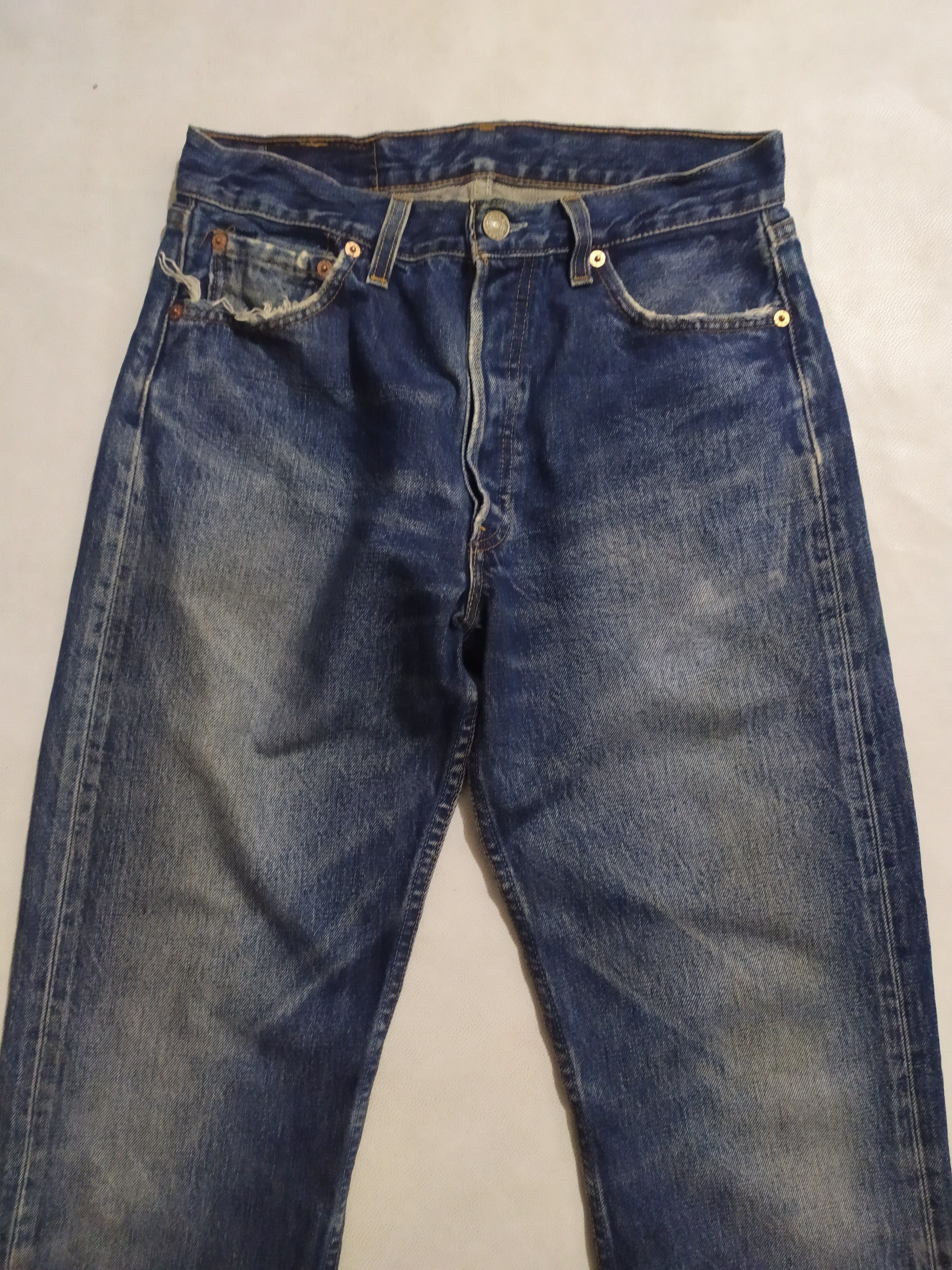 Levi's Vintage Clothing Vintage Levis 501 Classic Straight Cut Denim Jeans Pants Size US 30 / EU 46 - 10 Thumbnail