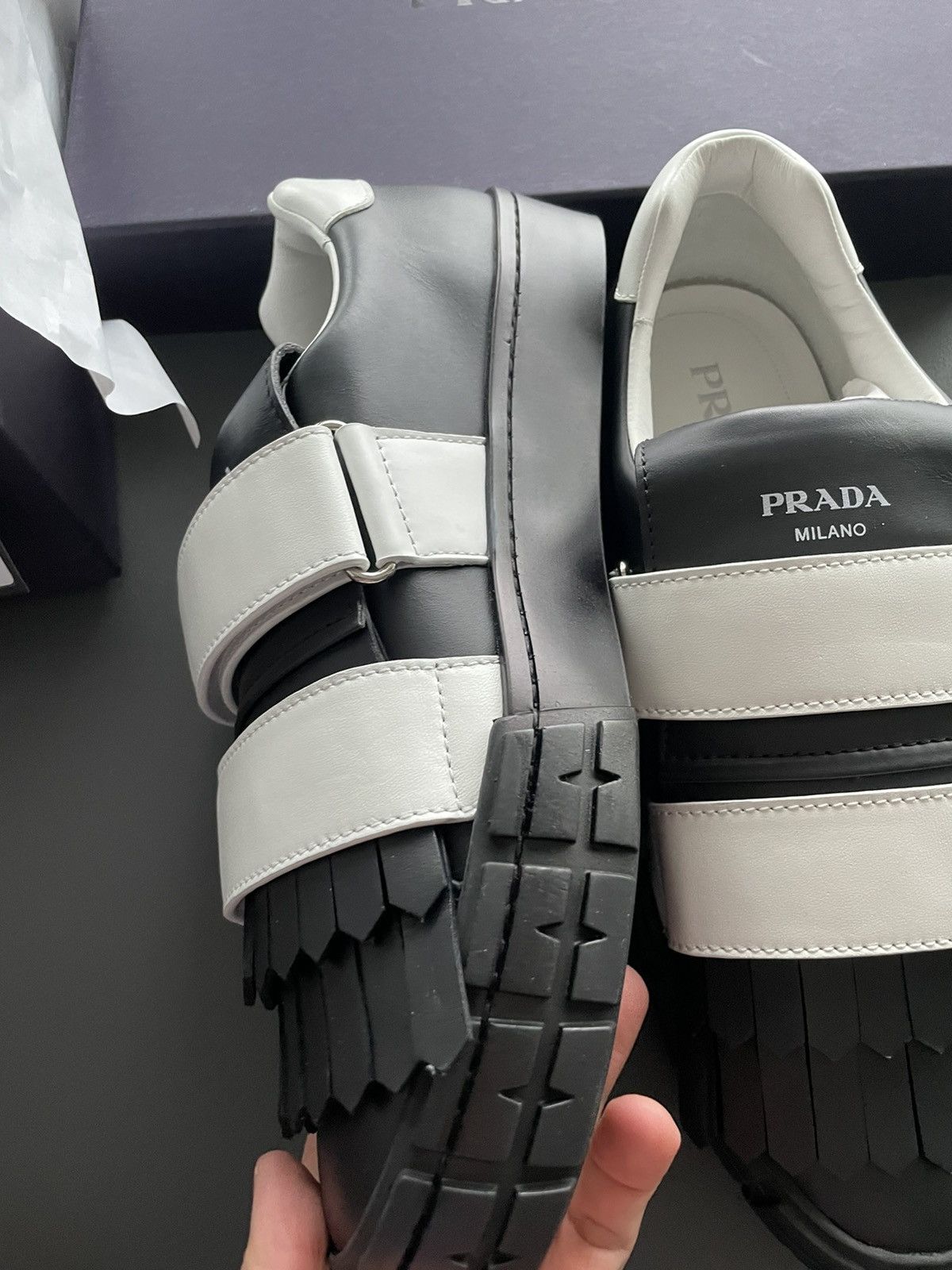 Prada BrandNew Limited Edition Runway Prada Logo Leather Sneakers Size US 10 / EU 43 - 5 Thumbnail