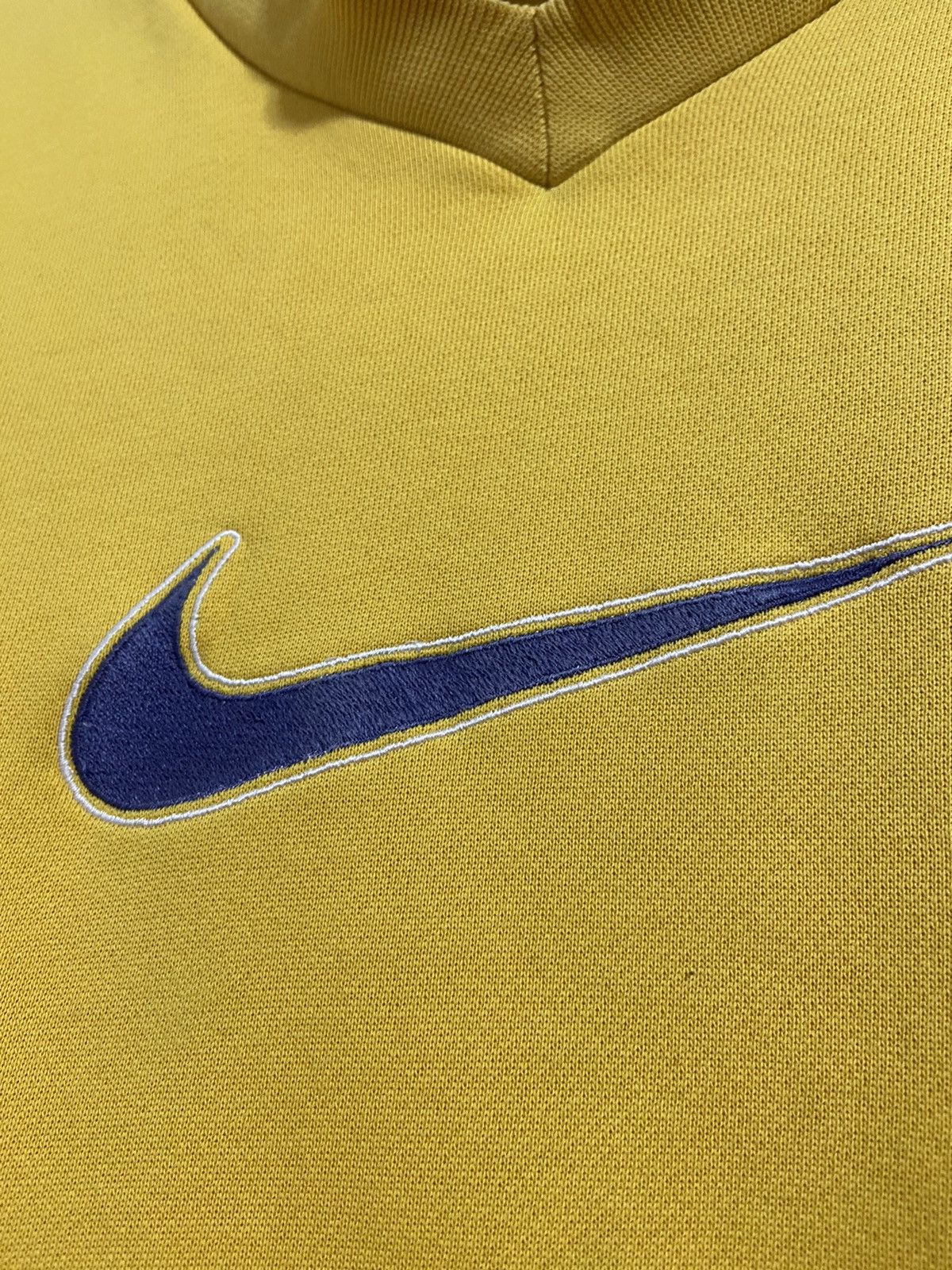 Vintage Nike vintage the sweatshirt is saturated yellow Size US M / EU 48-50 / 2 - 11 Thumbnail