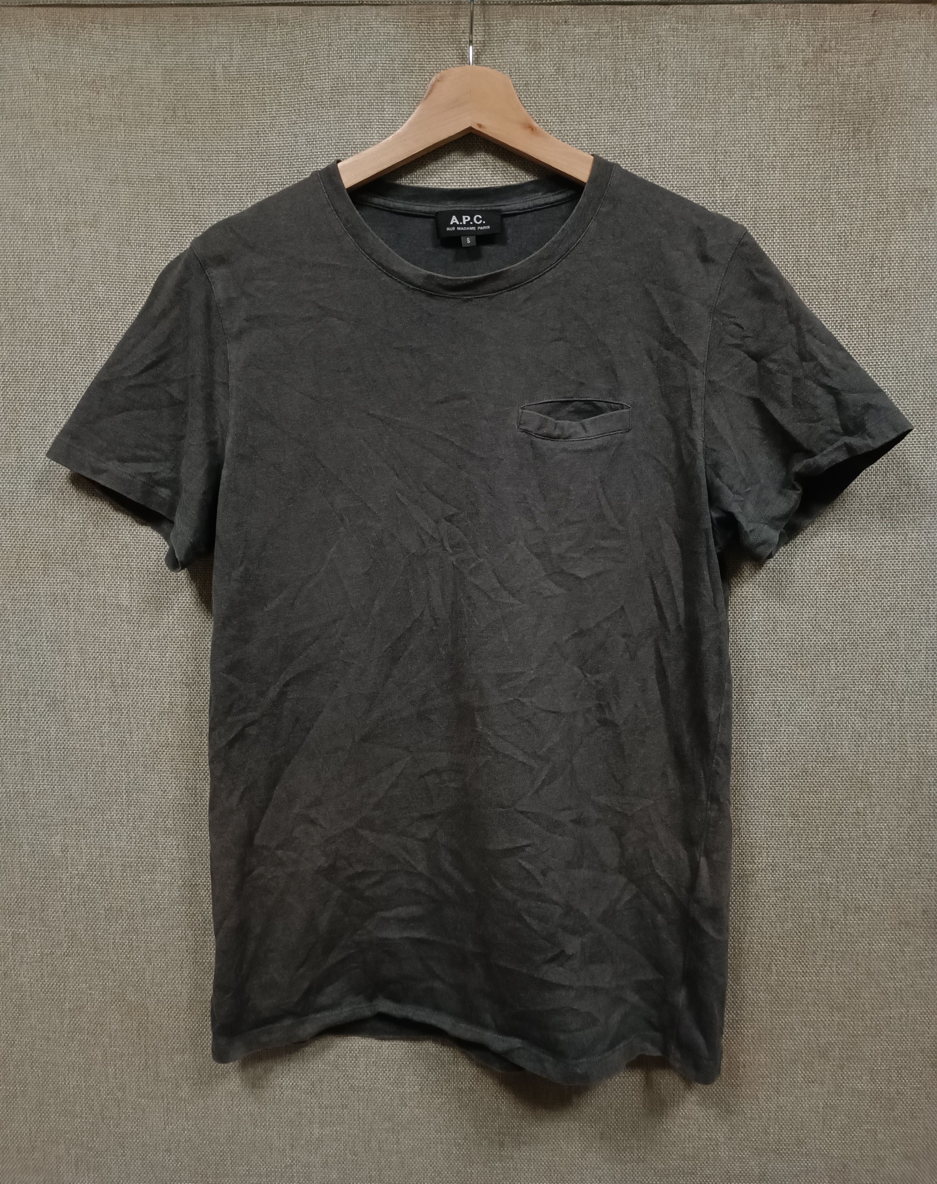 A.P.C. t shirt A.P.C single pocket Size US S / EU 44-46 / 1 - 1 Thumbnail