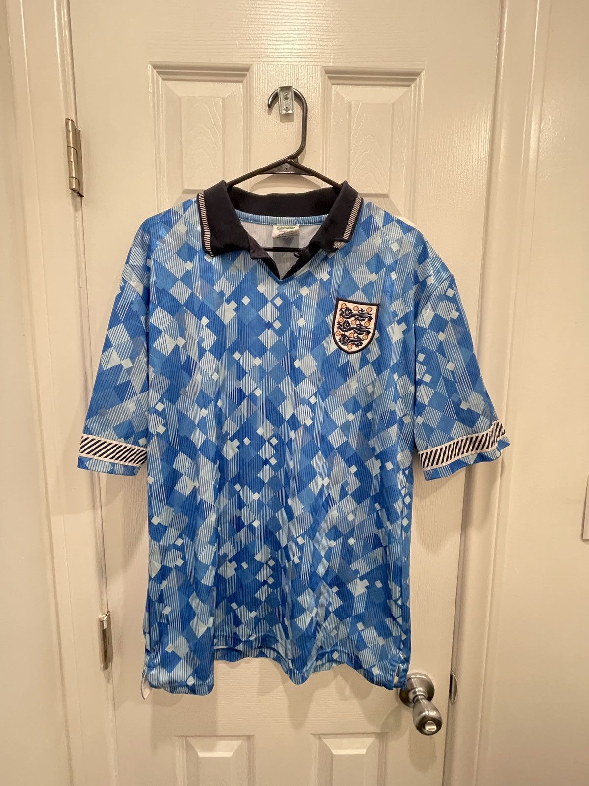 Vintage England retro 1990 3rd soccer jersey Size US L / EU 52-54 / 3 - 1 Thumbnail