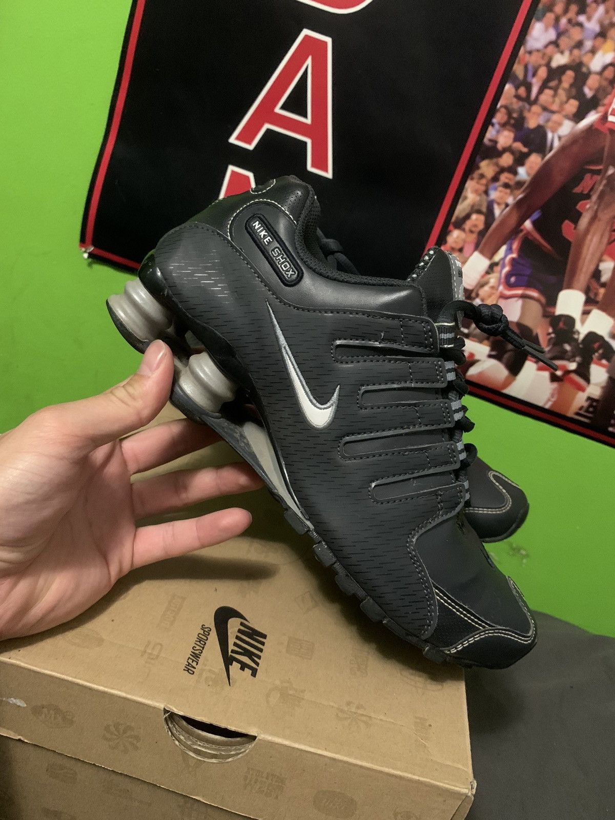 Nike × Vintage NIKE SHOX NZ Stealth Grey Size US 7 / EU 40 - 7 Thumbnail