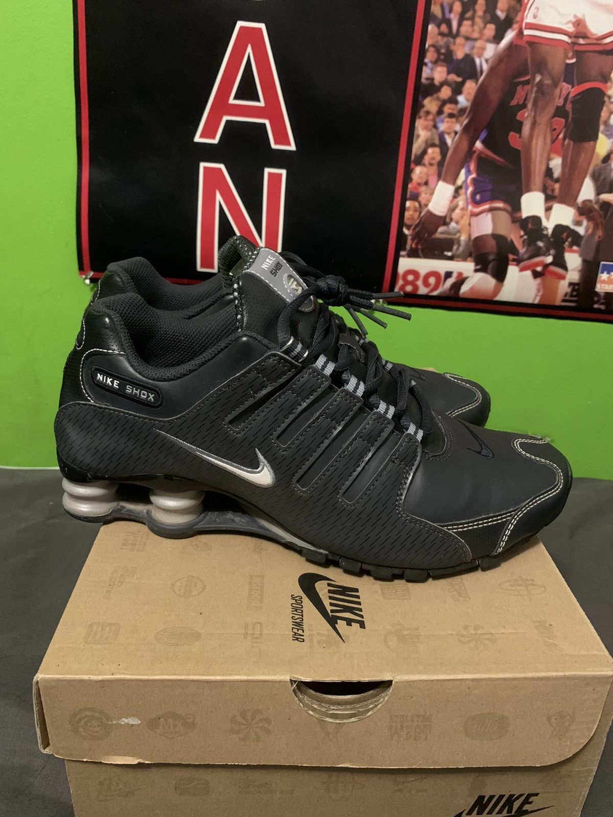 Nike × Vintage NIKE SHOX NZ Stealth Grey Size US 7 / EU 40 - 1 Thumbnail